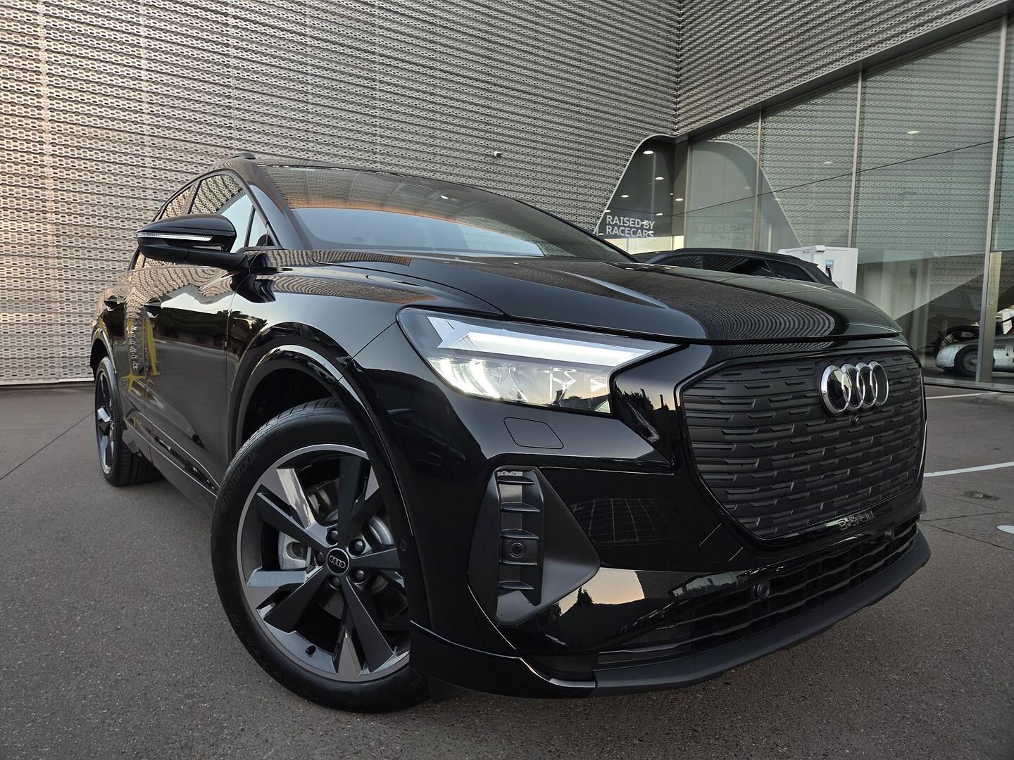 Image about Audi Q4 e-tron e-tron