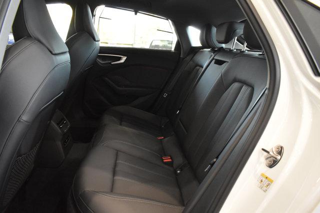 2025 Audi A4 Prestige - Photo 30
