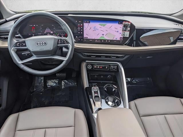 2025 Audi Q5 Premium - Photo 16