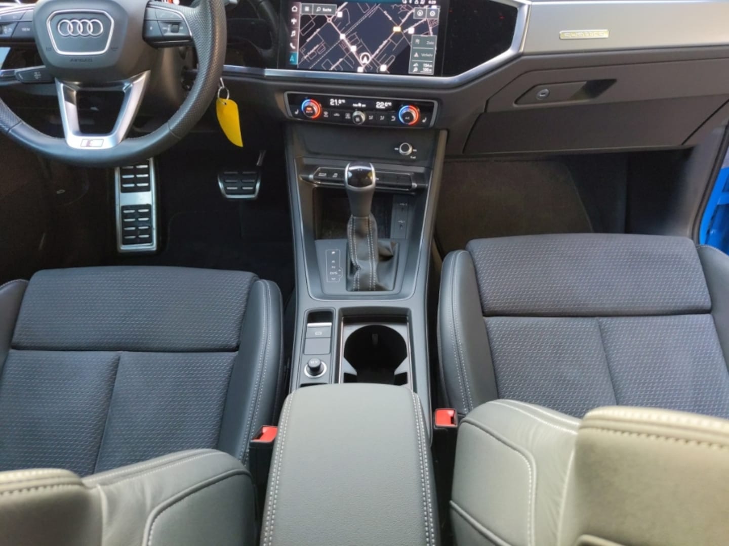 Bild über Audi Q3 Sportback S line 45 TFSI quattro S tronic - für weitere Informationen kontaktieren Sie den Audi Partner