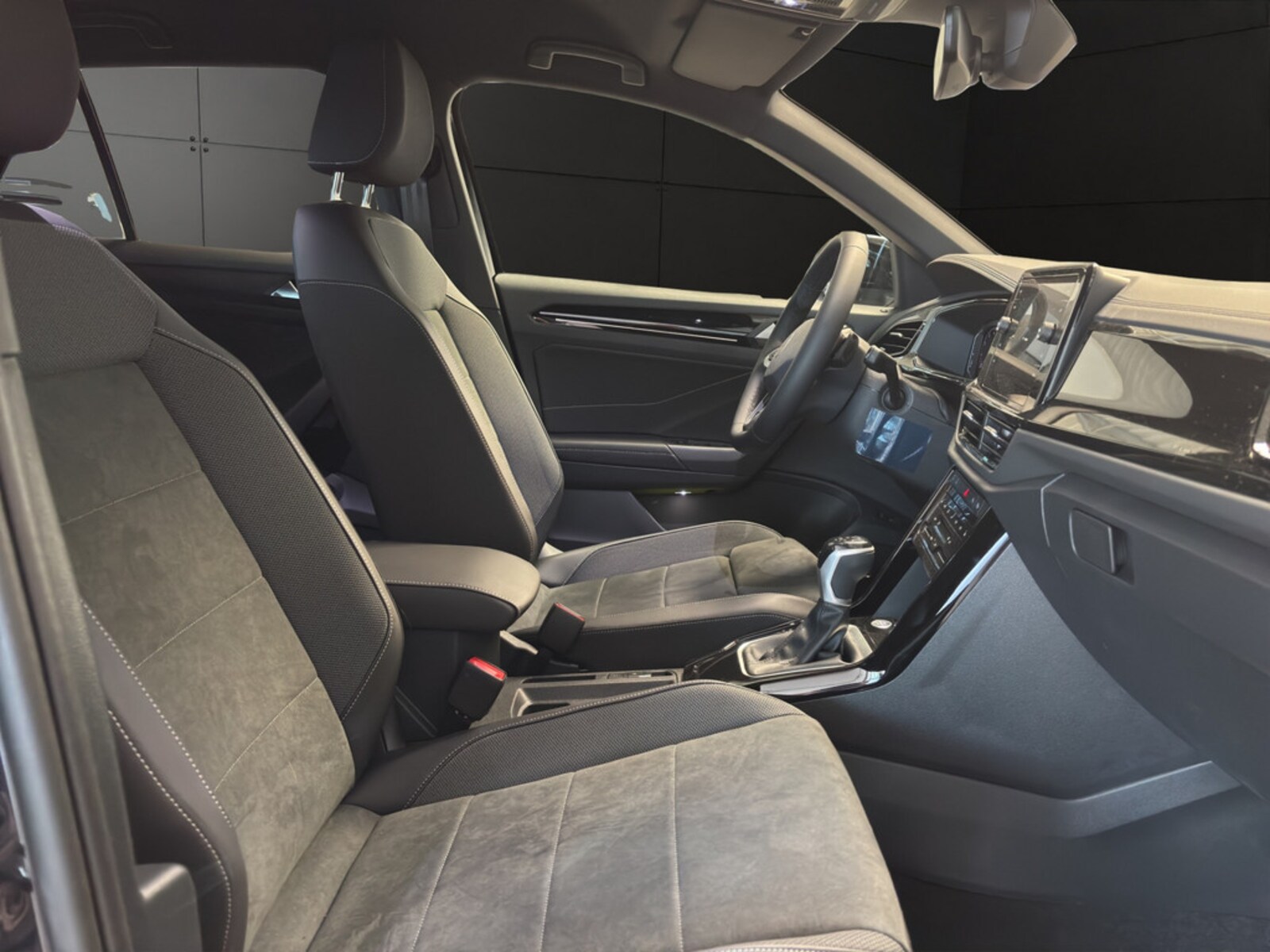 Volkswagen T-Roc – Bild 12