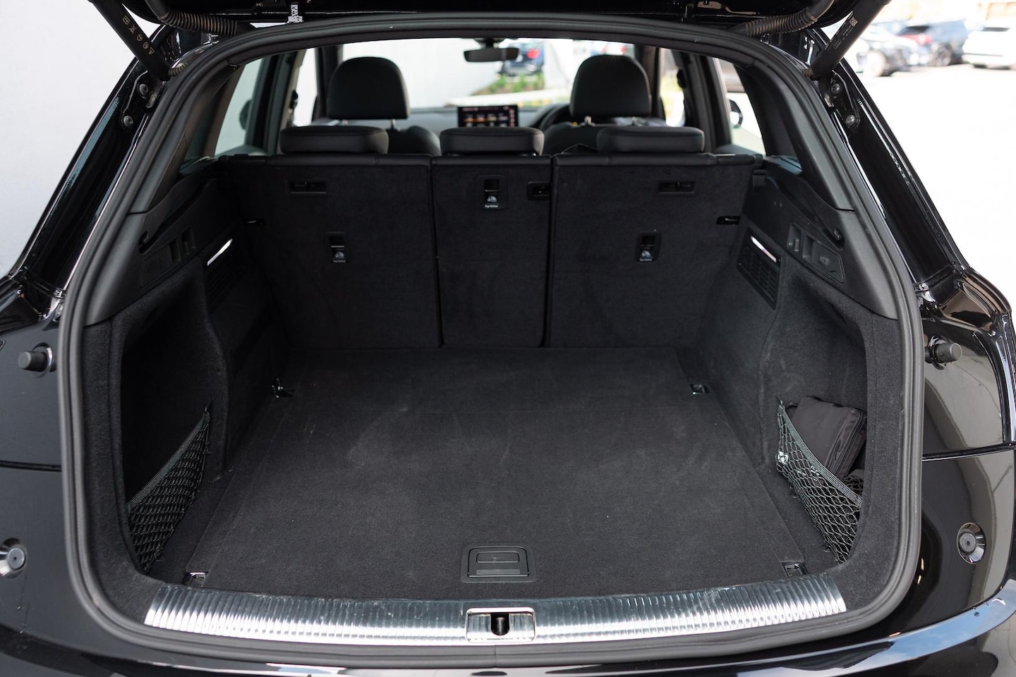 Image about Audi Q5 Sport 40 TDI quattro S tronic