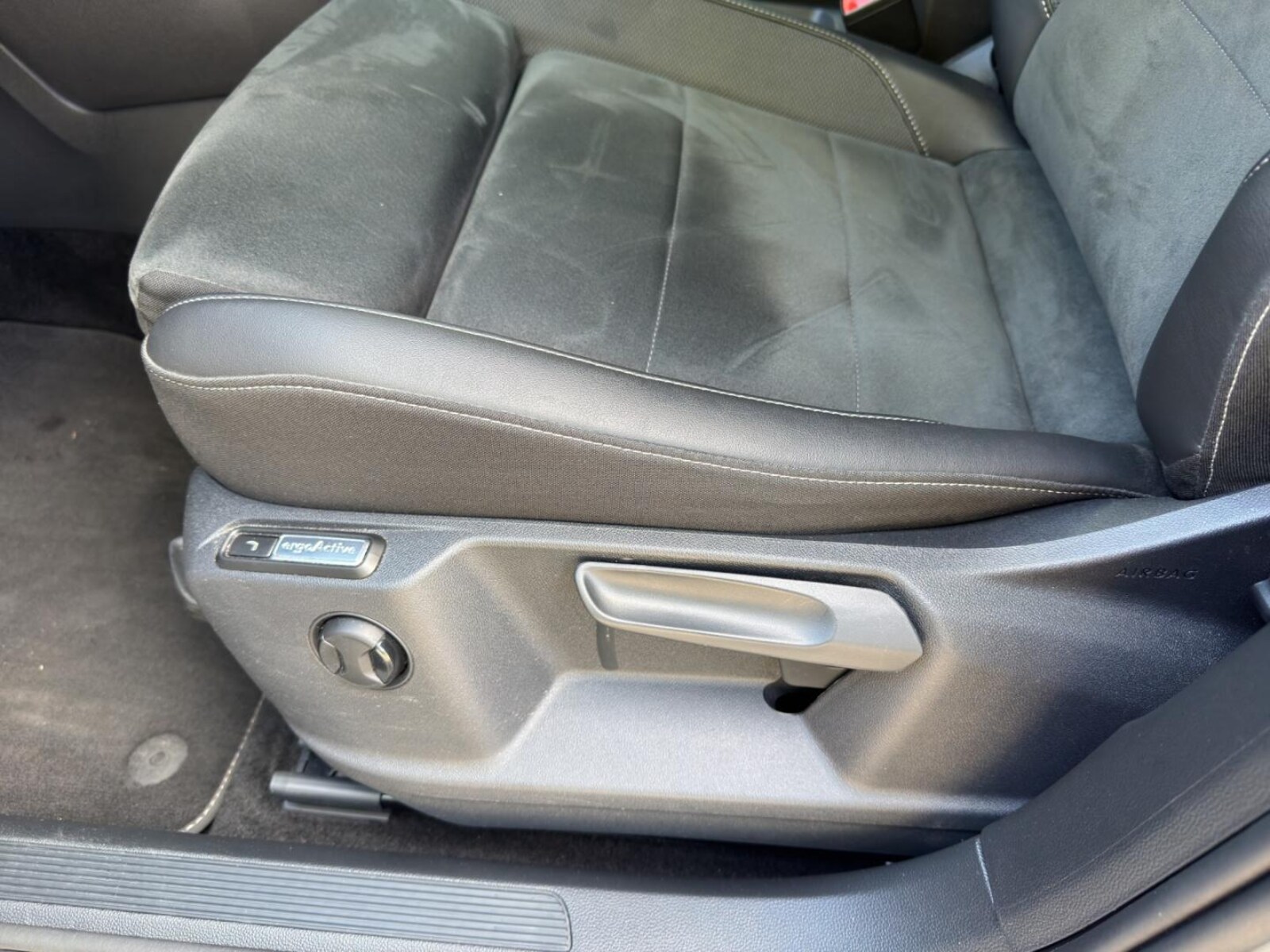 Volkswagen T-Roc – Bild 15