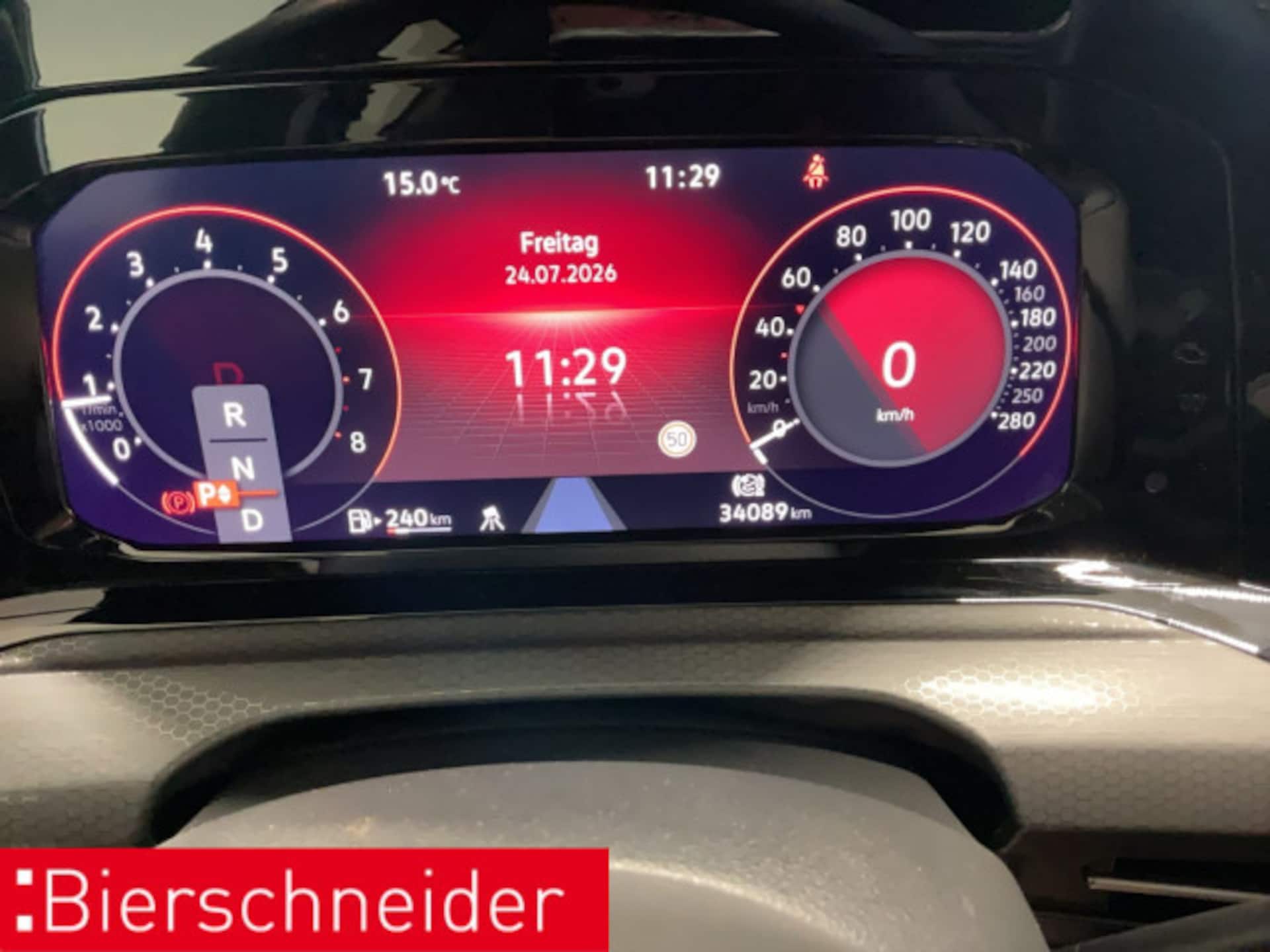Volkswagen Golf GTI