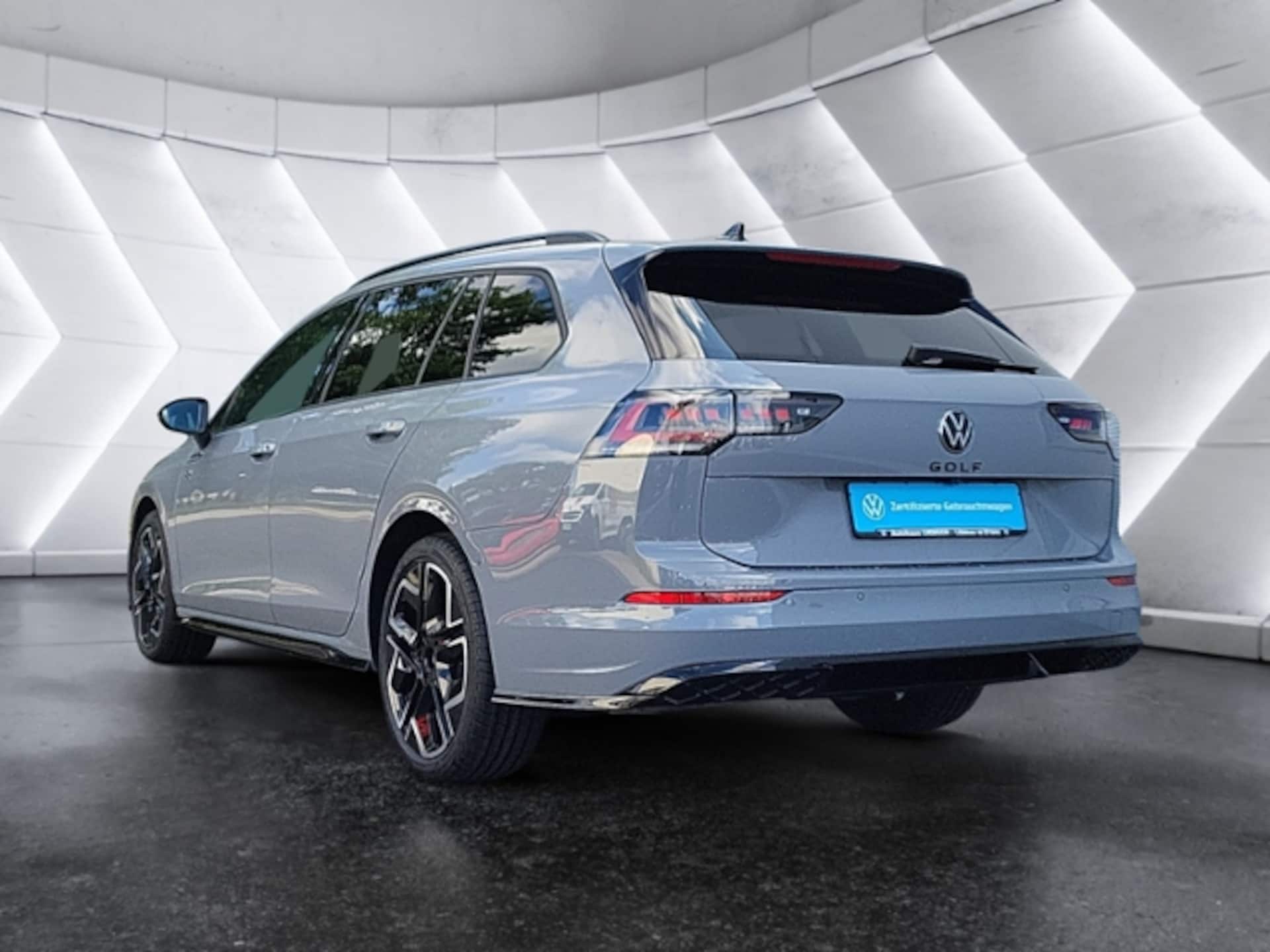 Volkswagen Golf Variant R-Line