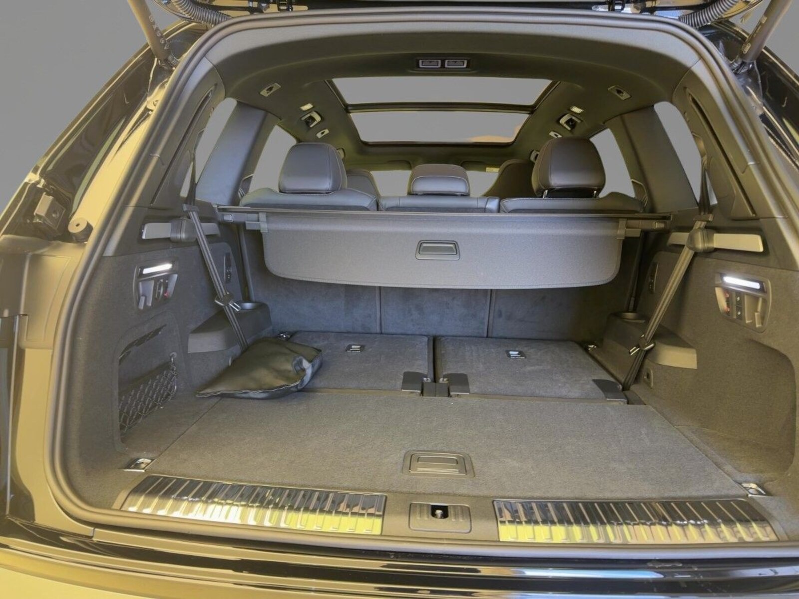 Audi Q7 – Bild 12