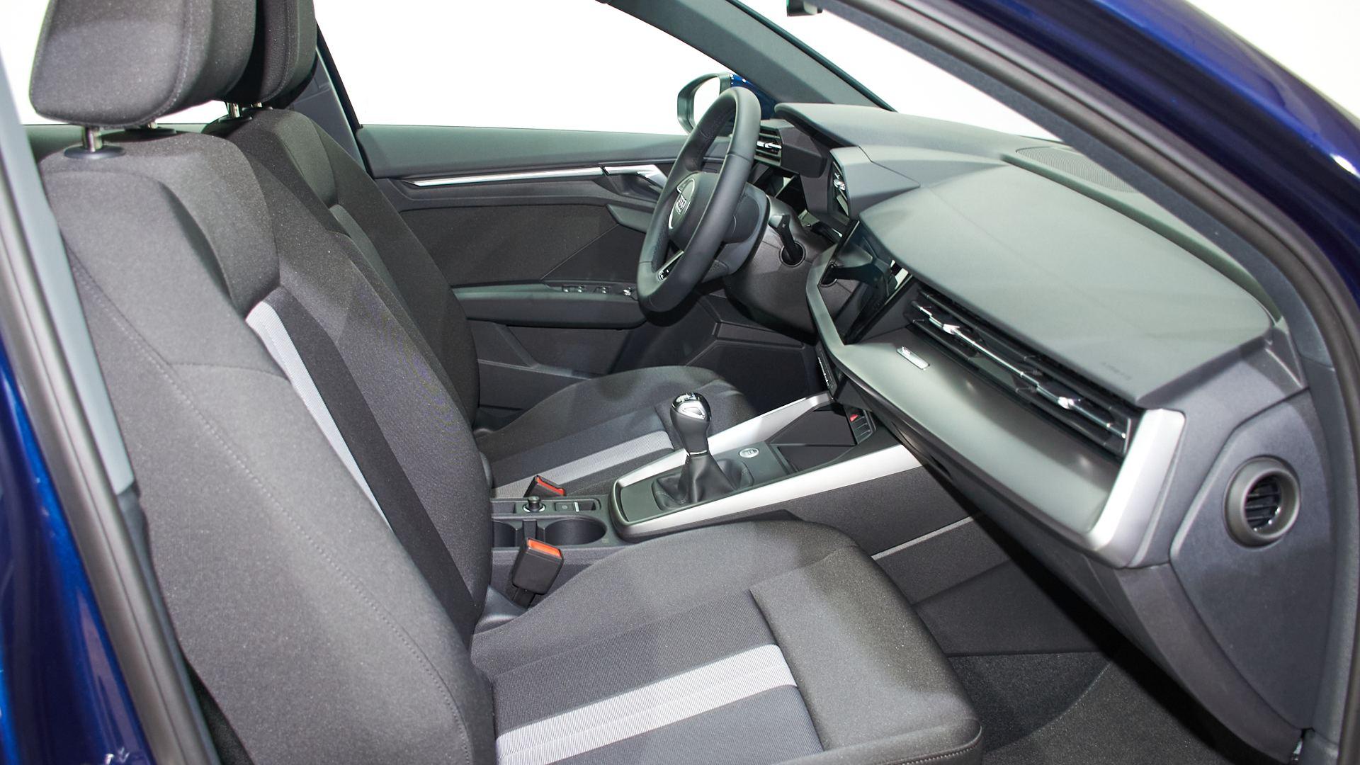 Image about Audi A3 Sportback Advanced 30 TDI 85 kW (116 CV) 6 vel.
