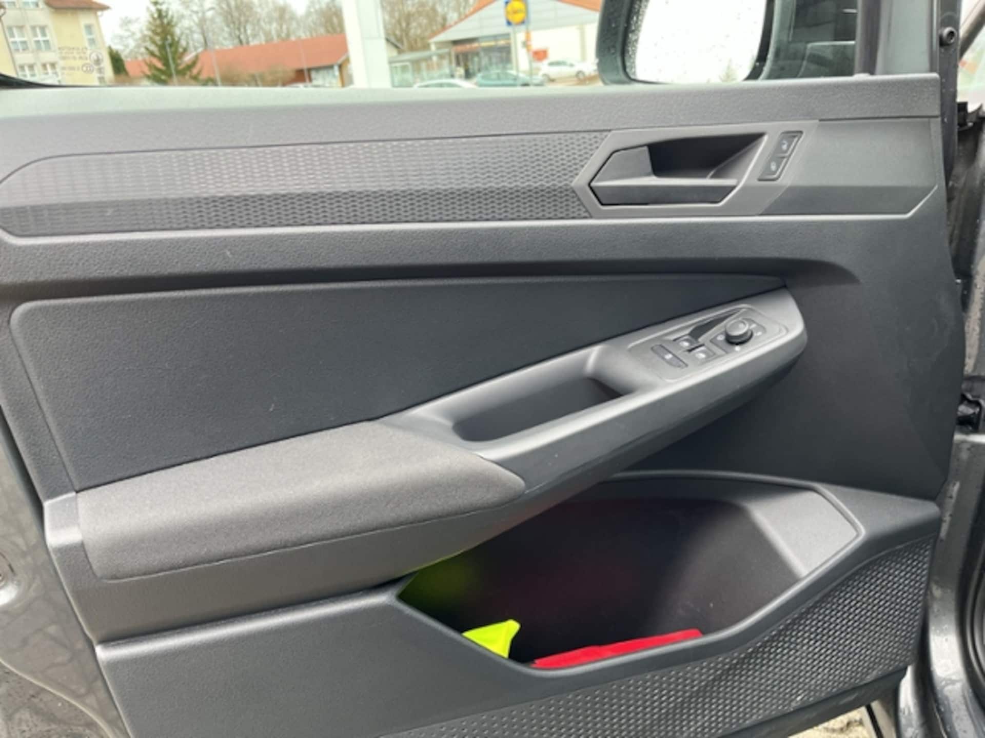 Volkswagen Caddy Basis-Modell