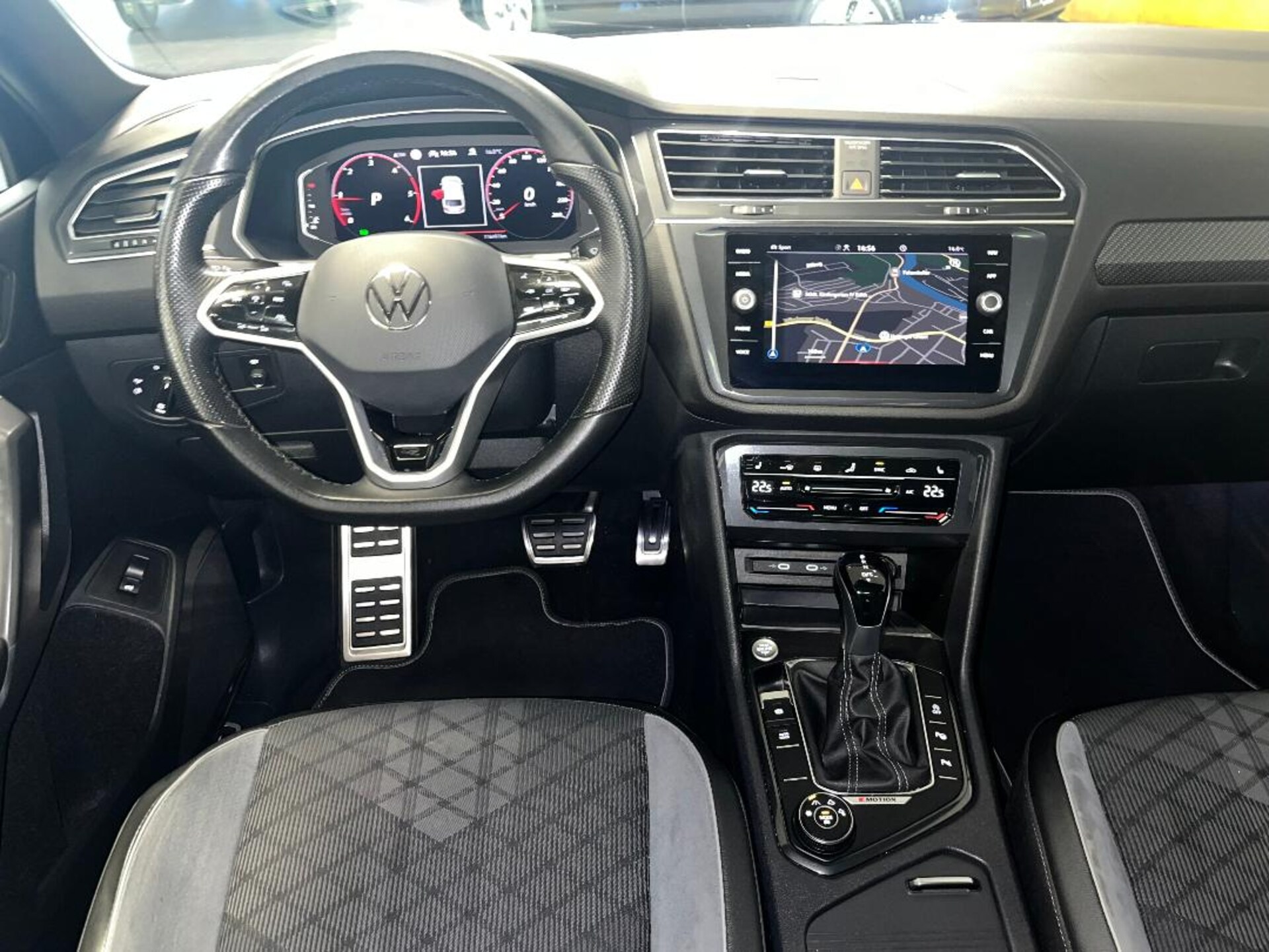 Volkswagen Tiguan Allspace R-Line