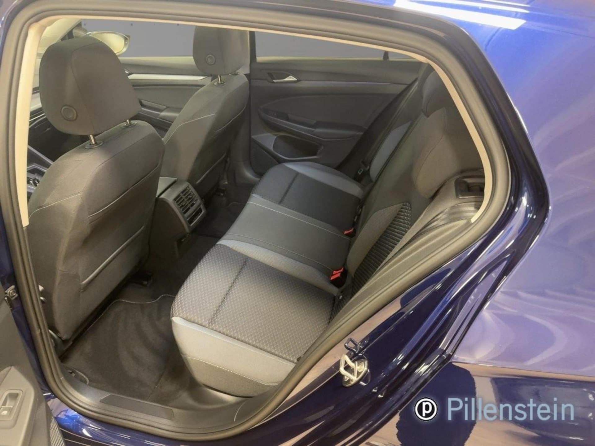 Volkswagen Golf Active