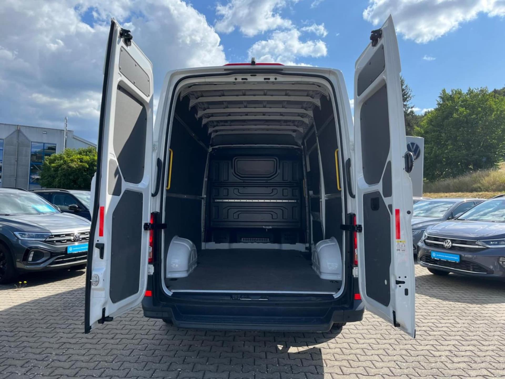 Volkswagen Crafter Kasten mittlerer Radstand