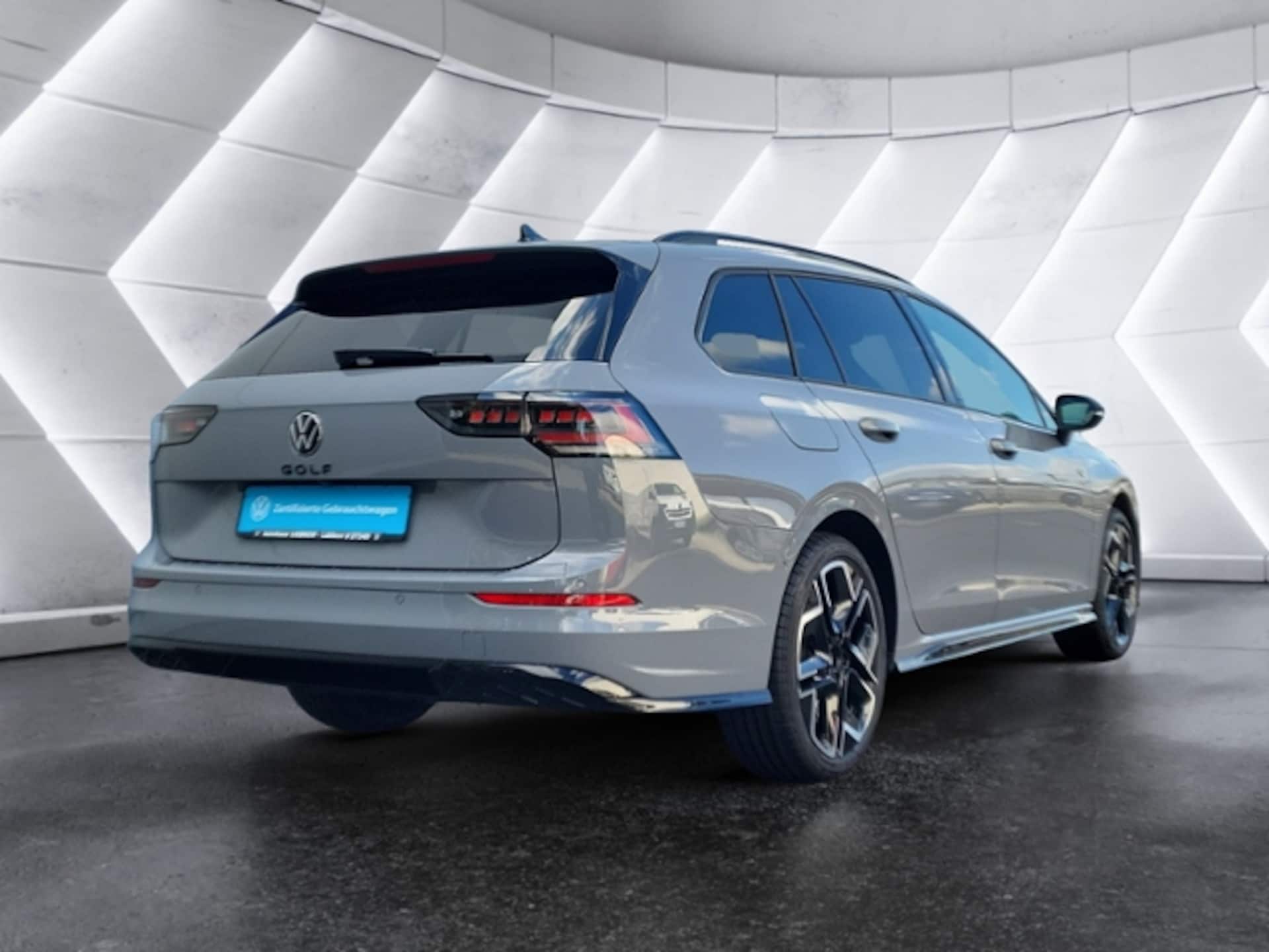 Volkswagen Golf Variant R-Line