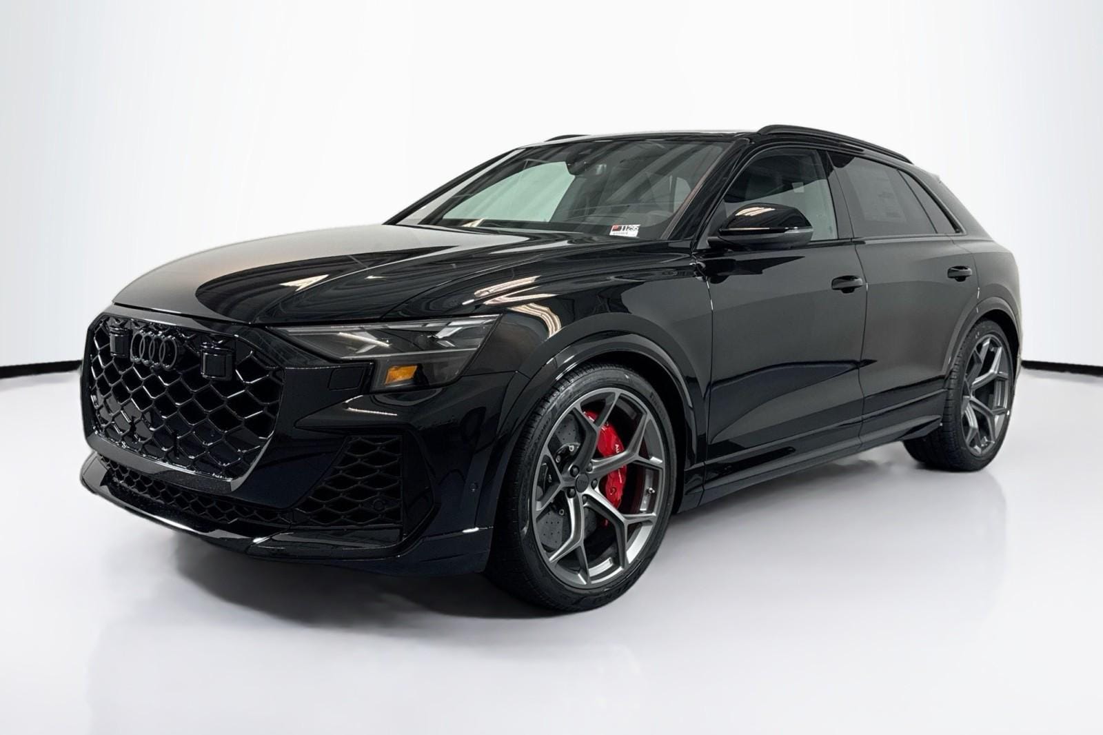 2026 Audi RS Q8 -'s photo