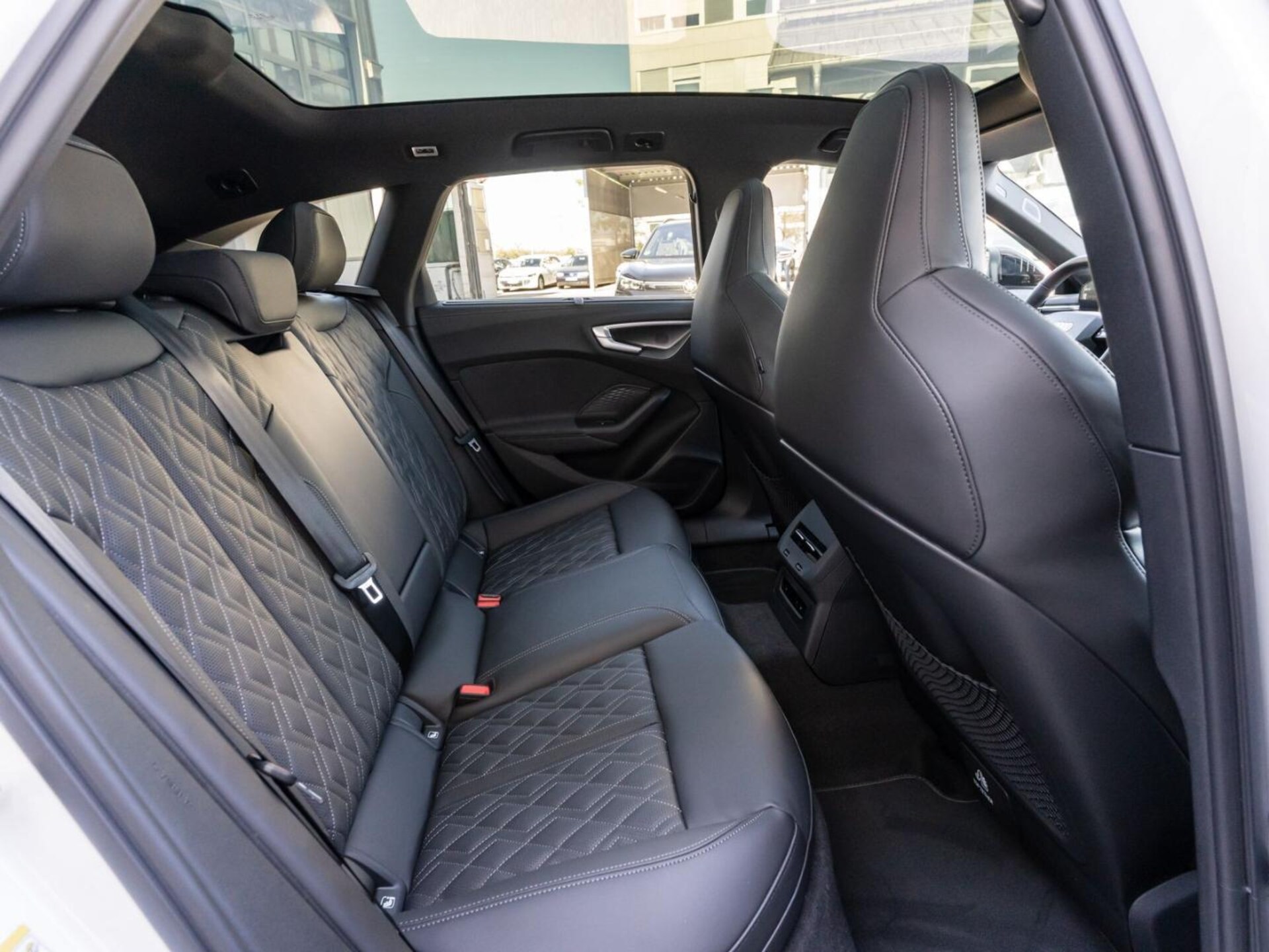 Audi A5 Avant e-hybrid edition one