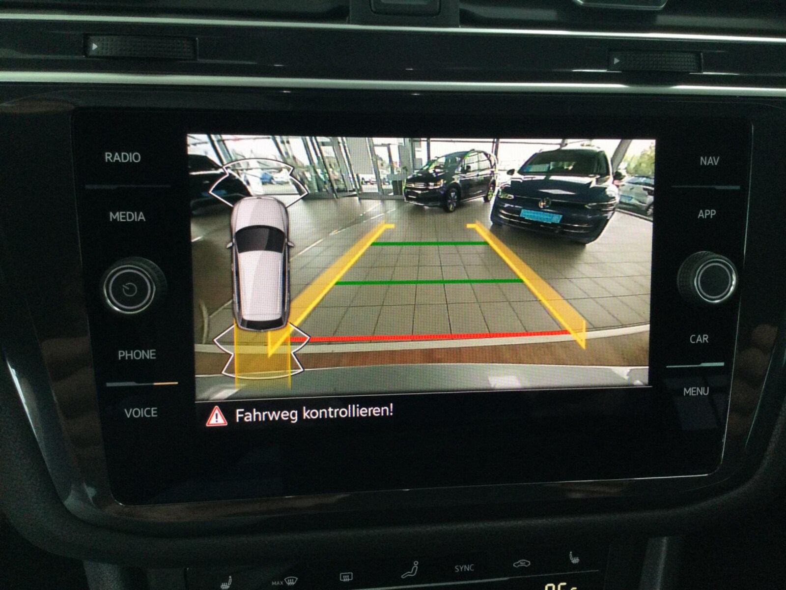 Volkswagen Tiguan Allspace – Bild 16