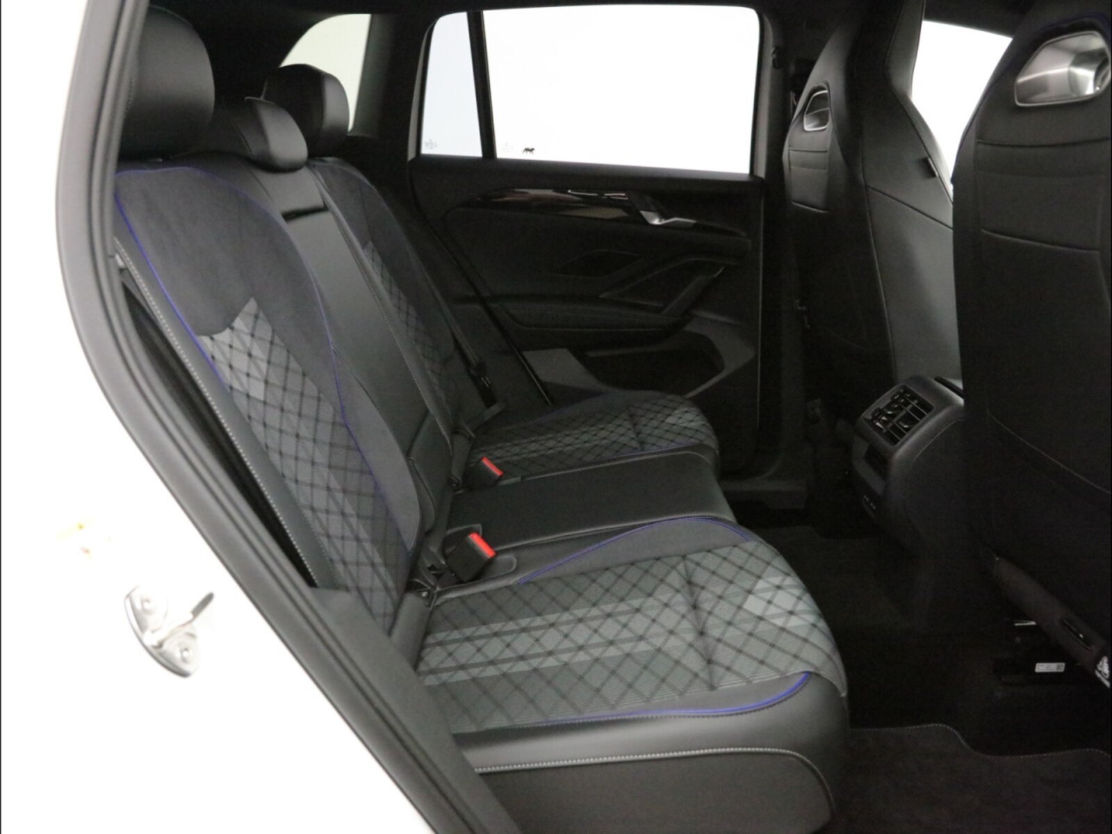 Volkswagen Tiguan – Bild 7