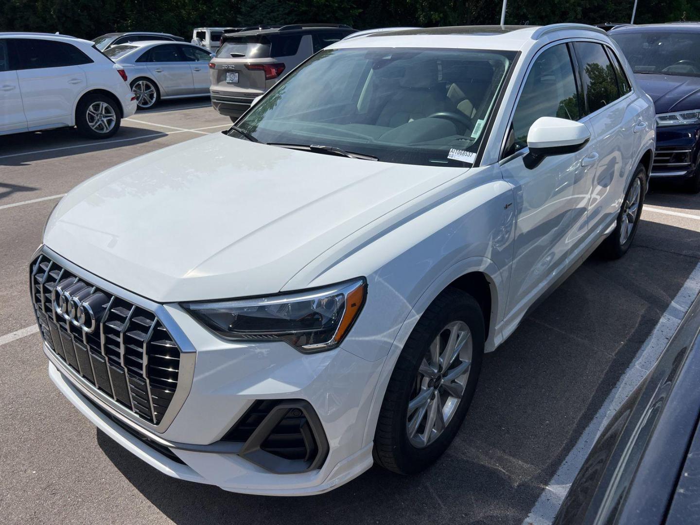 2022 Audi Q3 45 TFSI S Line Premium quattro's photo