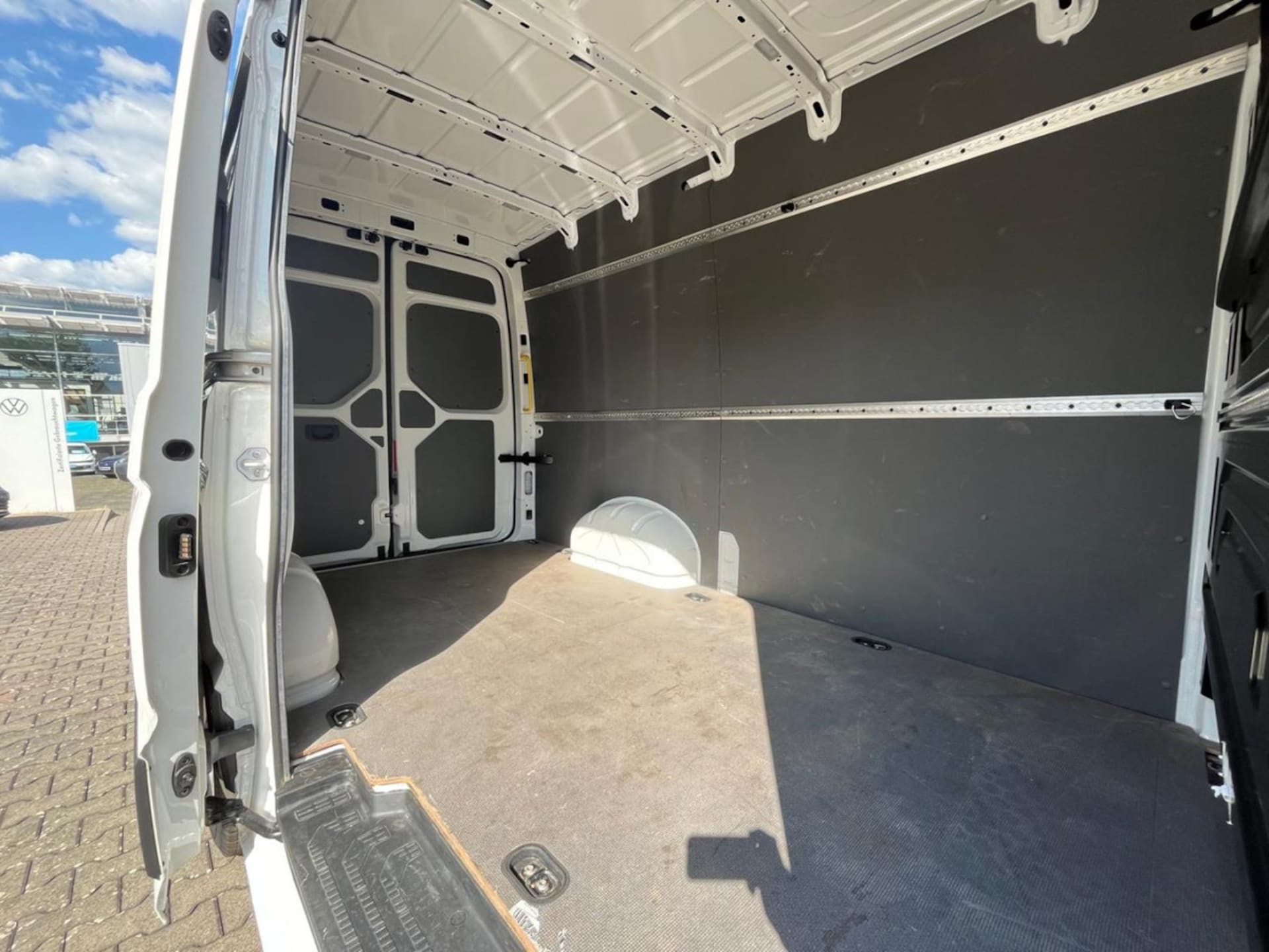 Volkswagen Crafter Kasten mittlerer Radstand