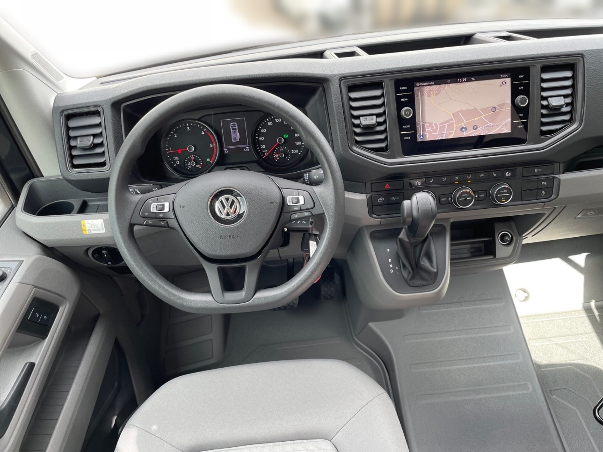 Volkswagen Grand California 600