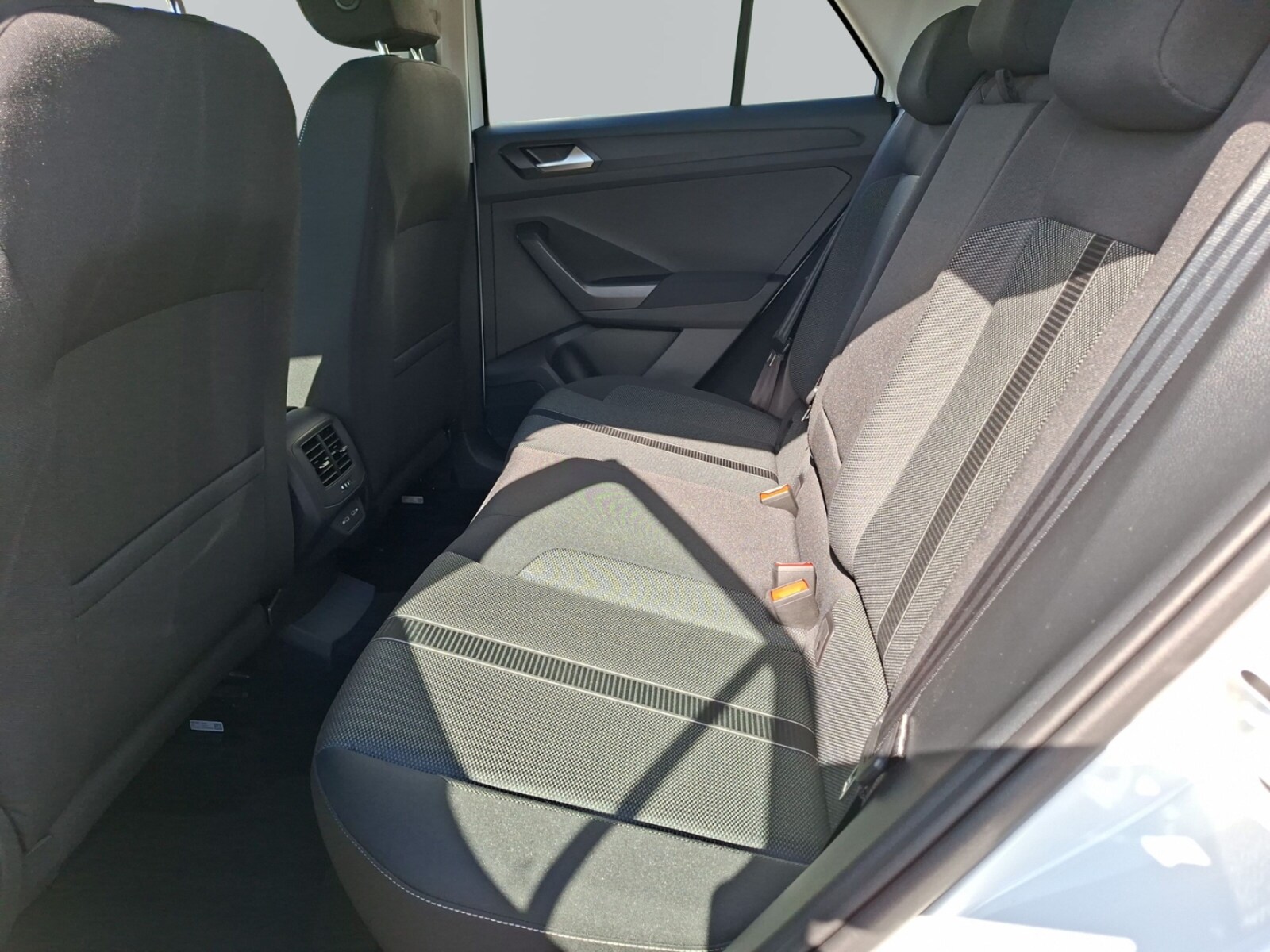 Volkswagen T-Roc – Bild 12