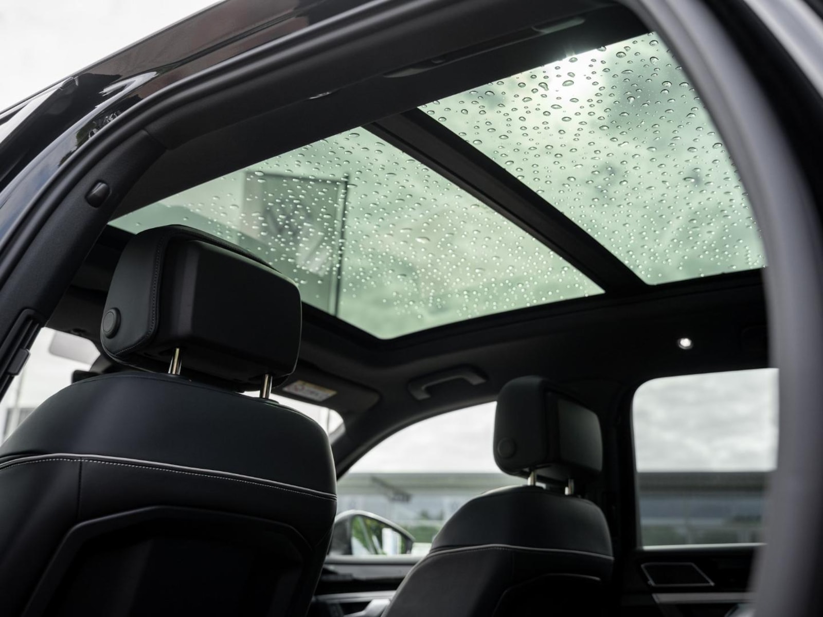 Volkswagen Touareg – Bild 12