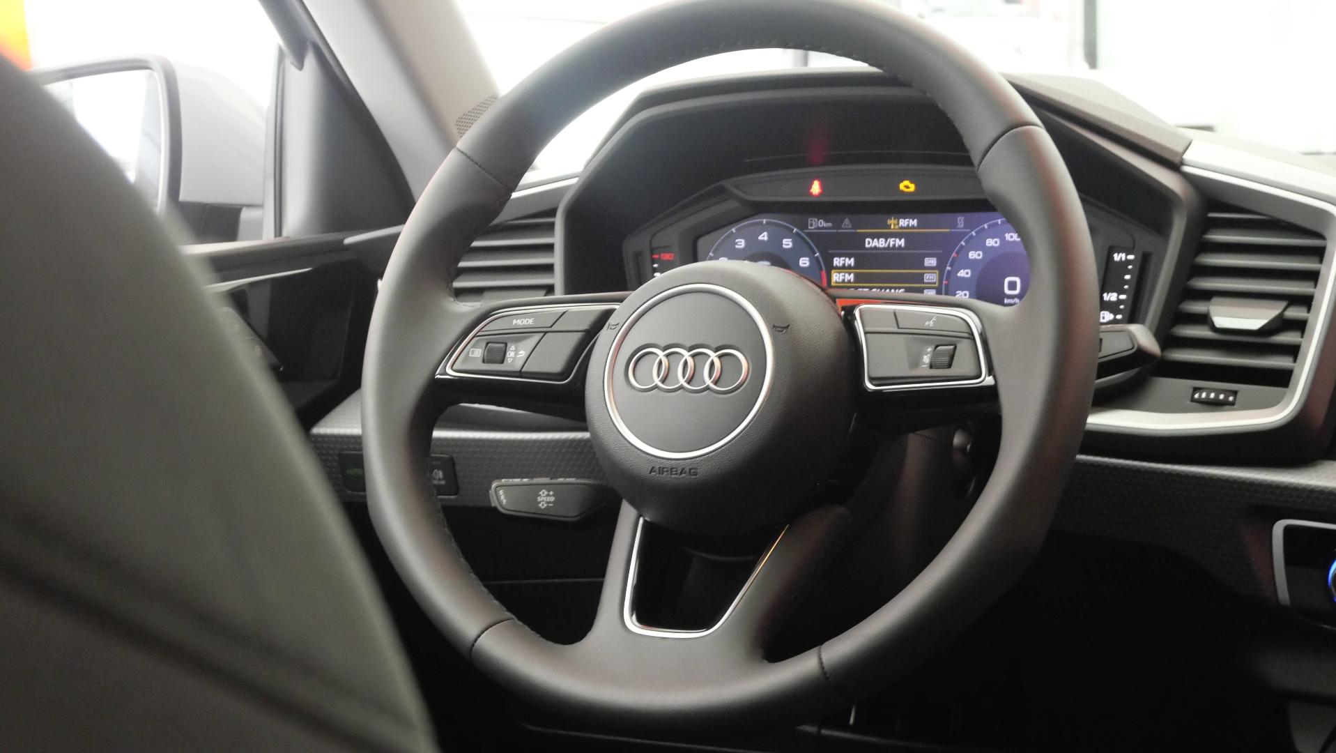 Image about Audi A1 Sportback Design 30 TFSI 85 kW (116 ch) S tronic