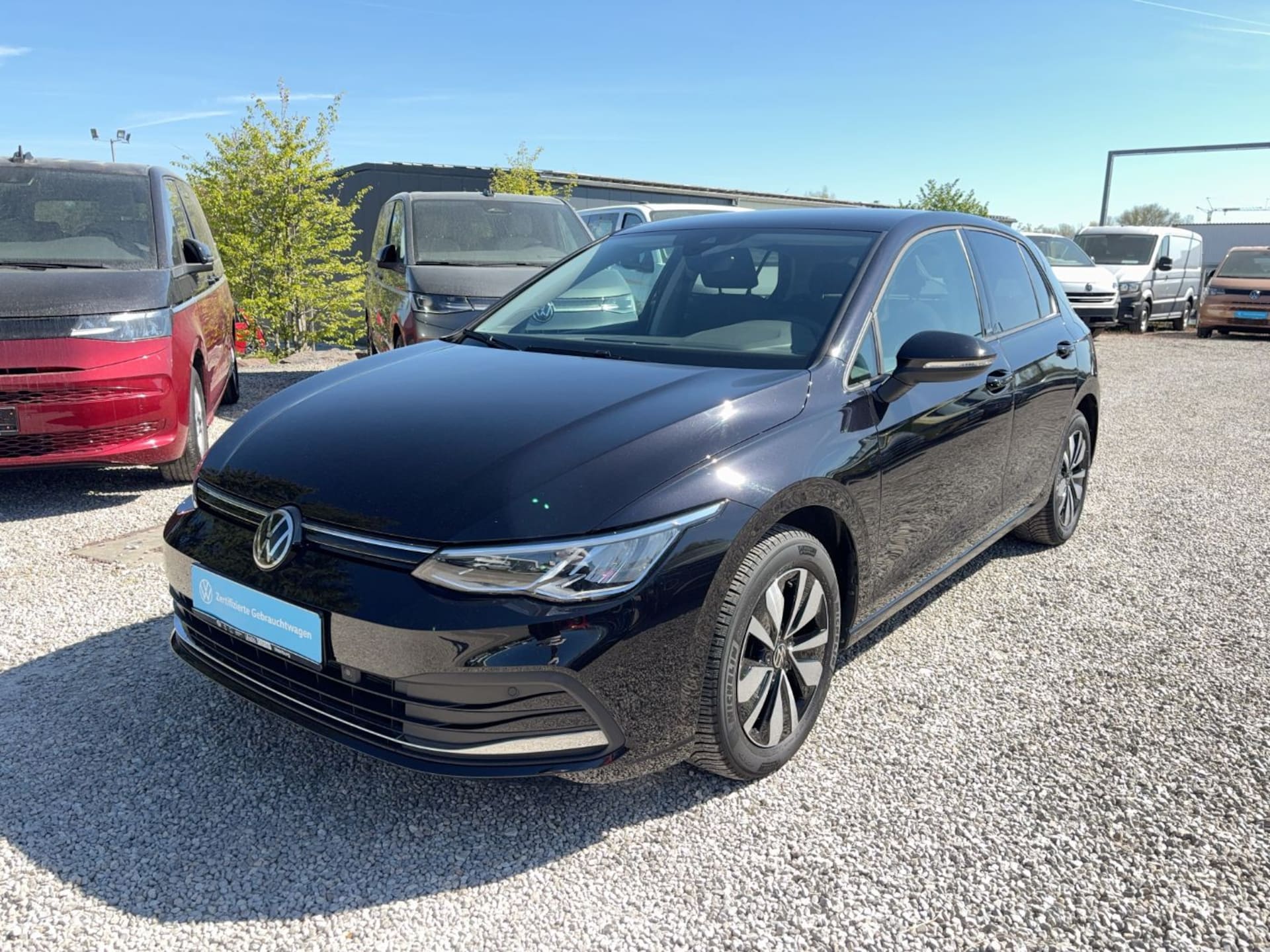 Volkswagen Golf 2024 — 2.0 TDI AHK/CarPlay/Kamera/ACC/AHK/LED