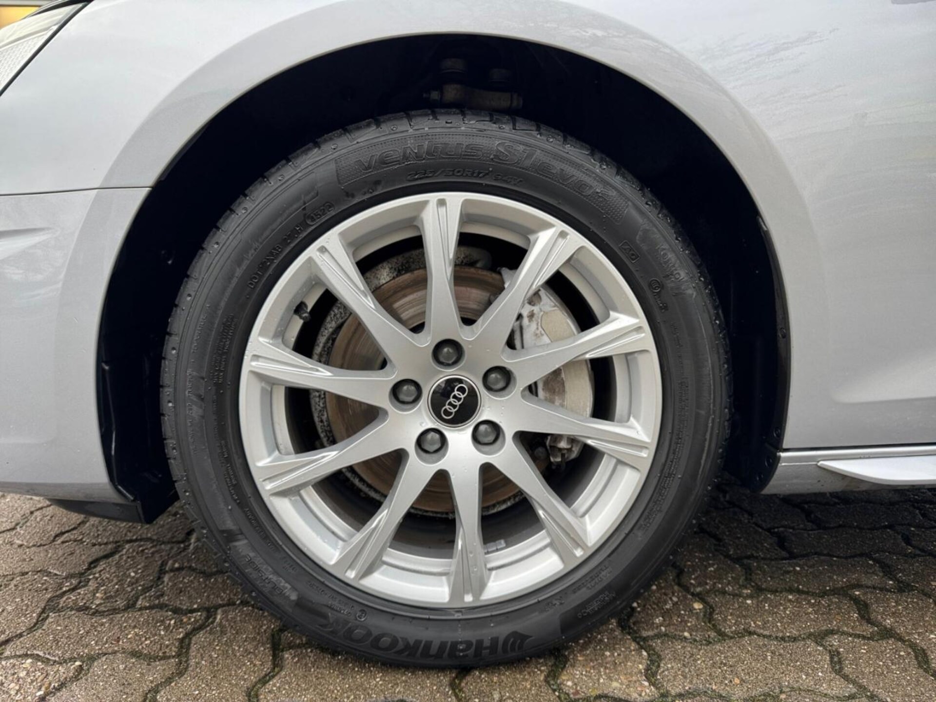 Audi A4 Avant Advanced