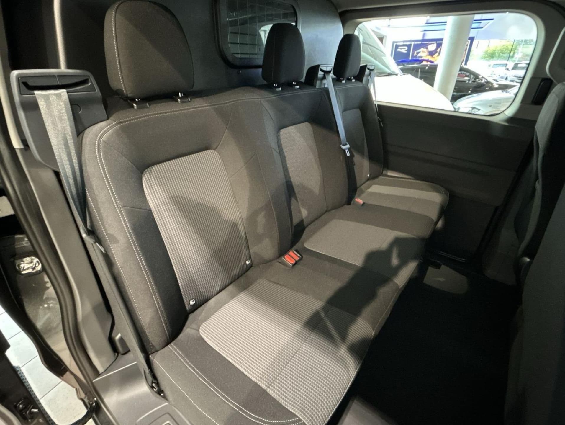 Volkswagen Transporter Kasten langer Radstand Plus