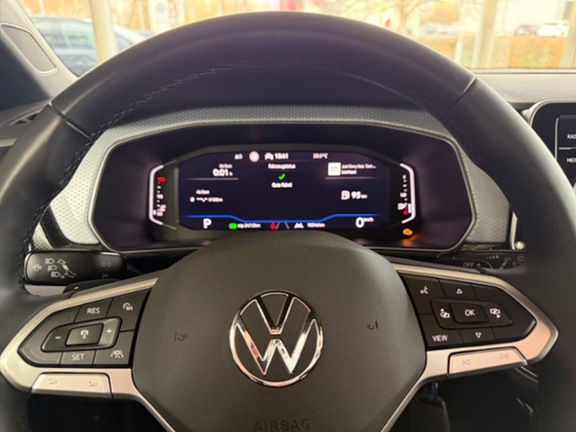 Volkswagen T-Cross Life