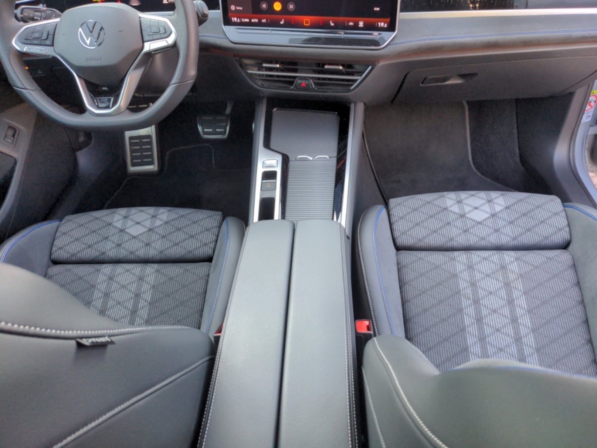 Volkswagen Passat R-Line