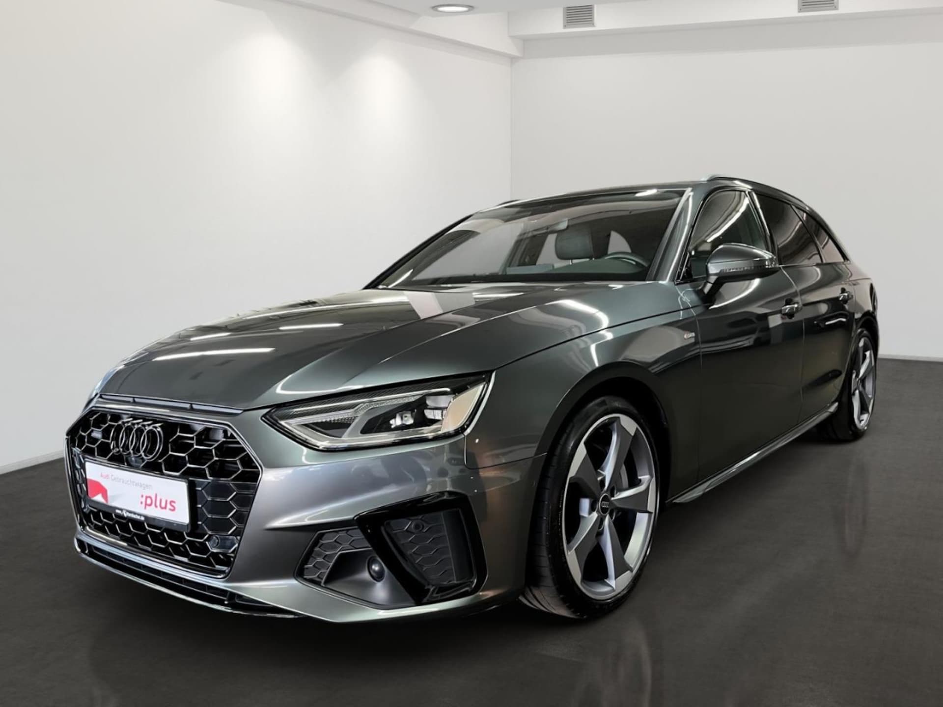 Audi A4 Avant S line