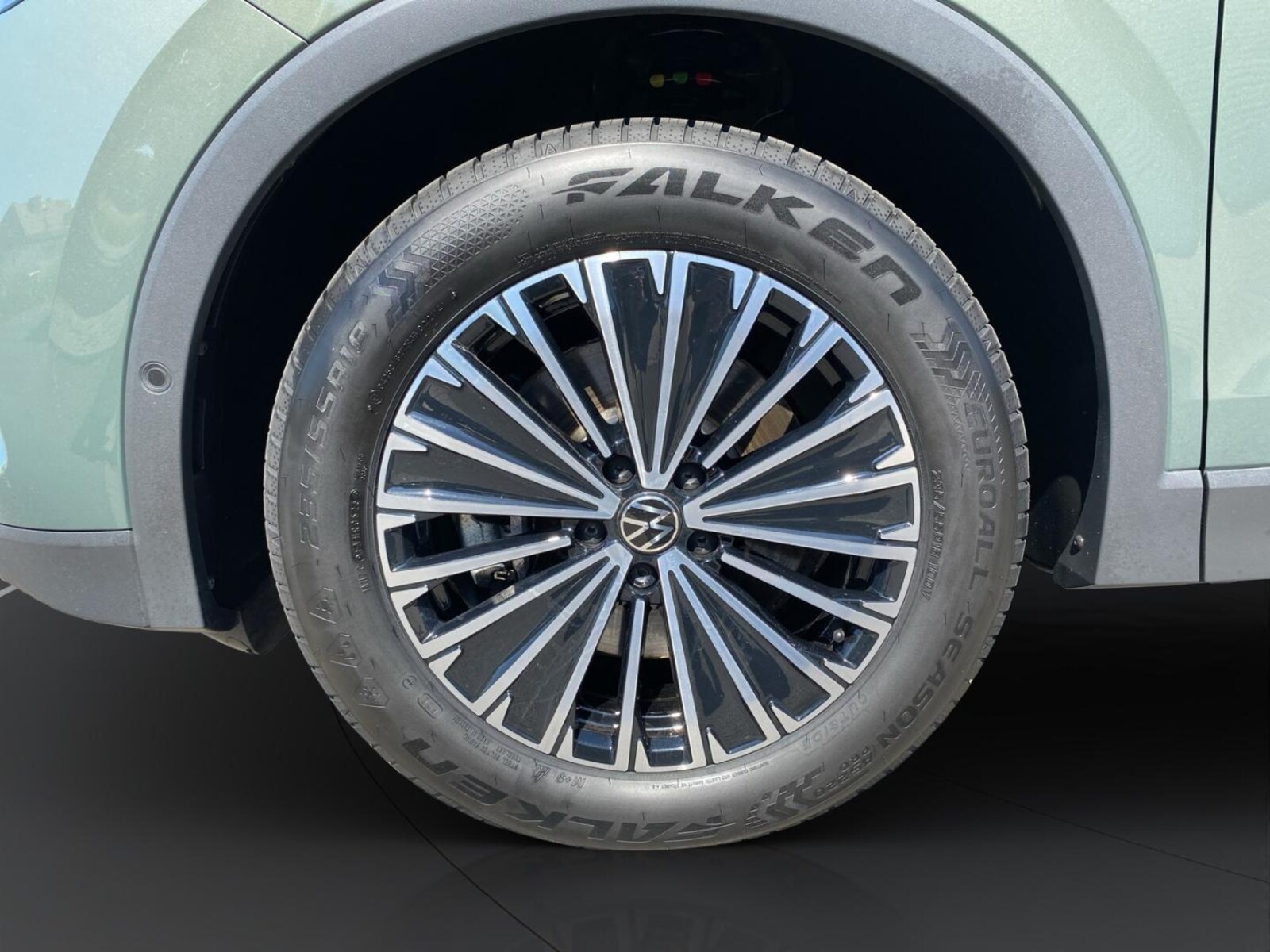 Volkswagen Tiguan – Bild 7