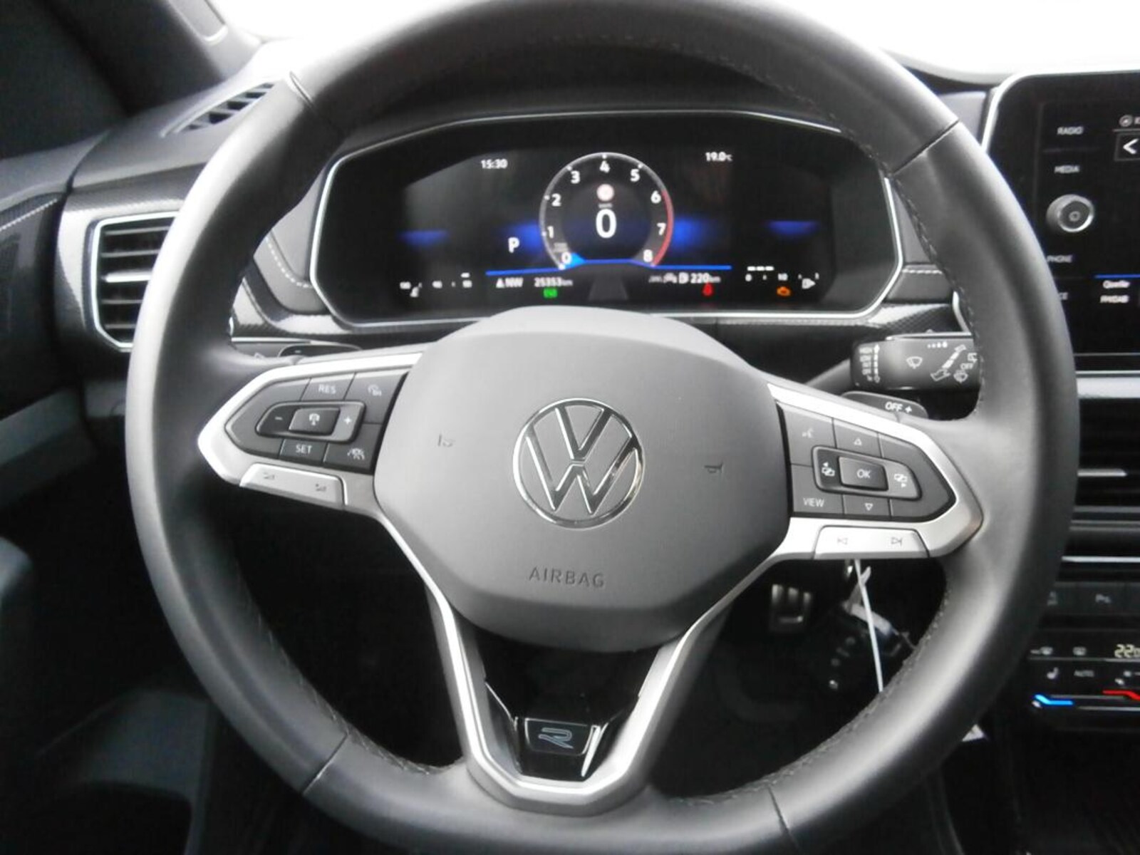 Volkswagen T-Cross – Bild 9