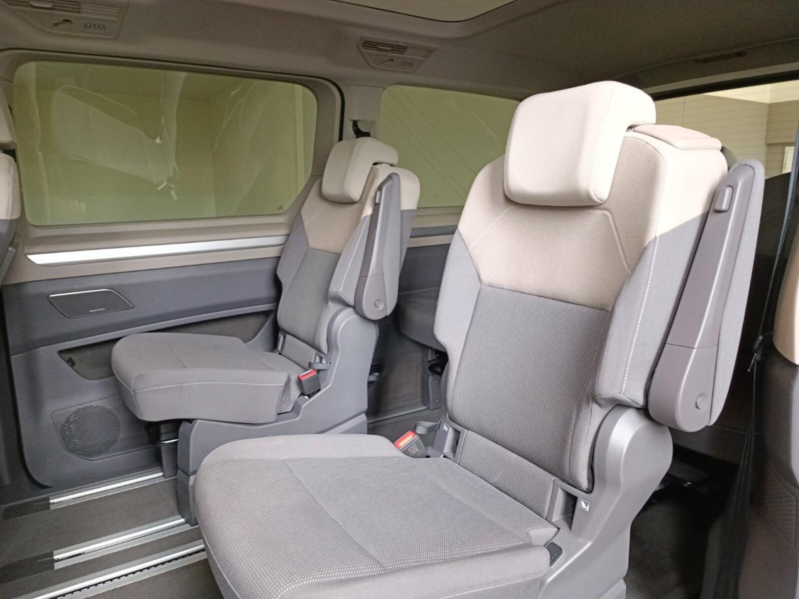 Volkswagen Multivan Langversion – Bild 21