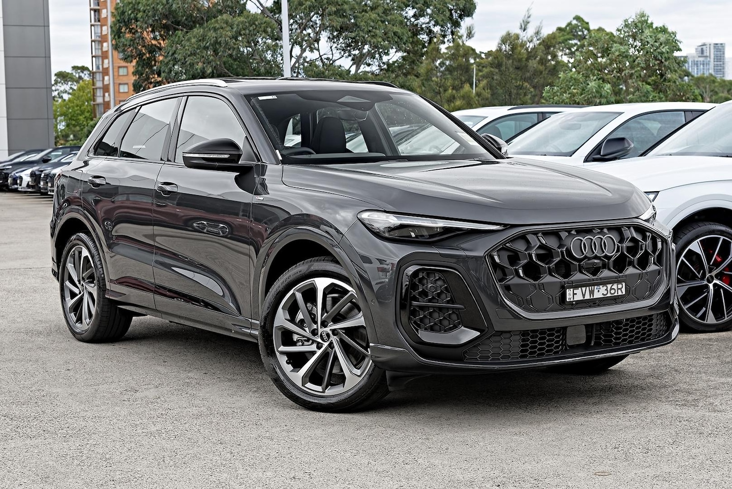 Image about Audi Q5 SUV TDI quattro 150 kW sport