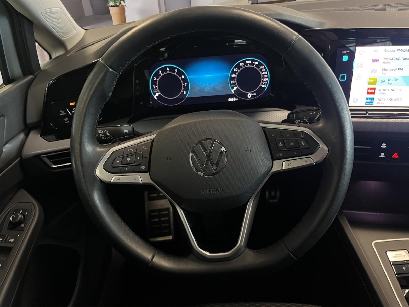 Volkswagen Golf Variant – Bild 15