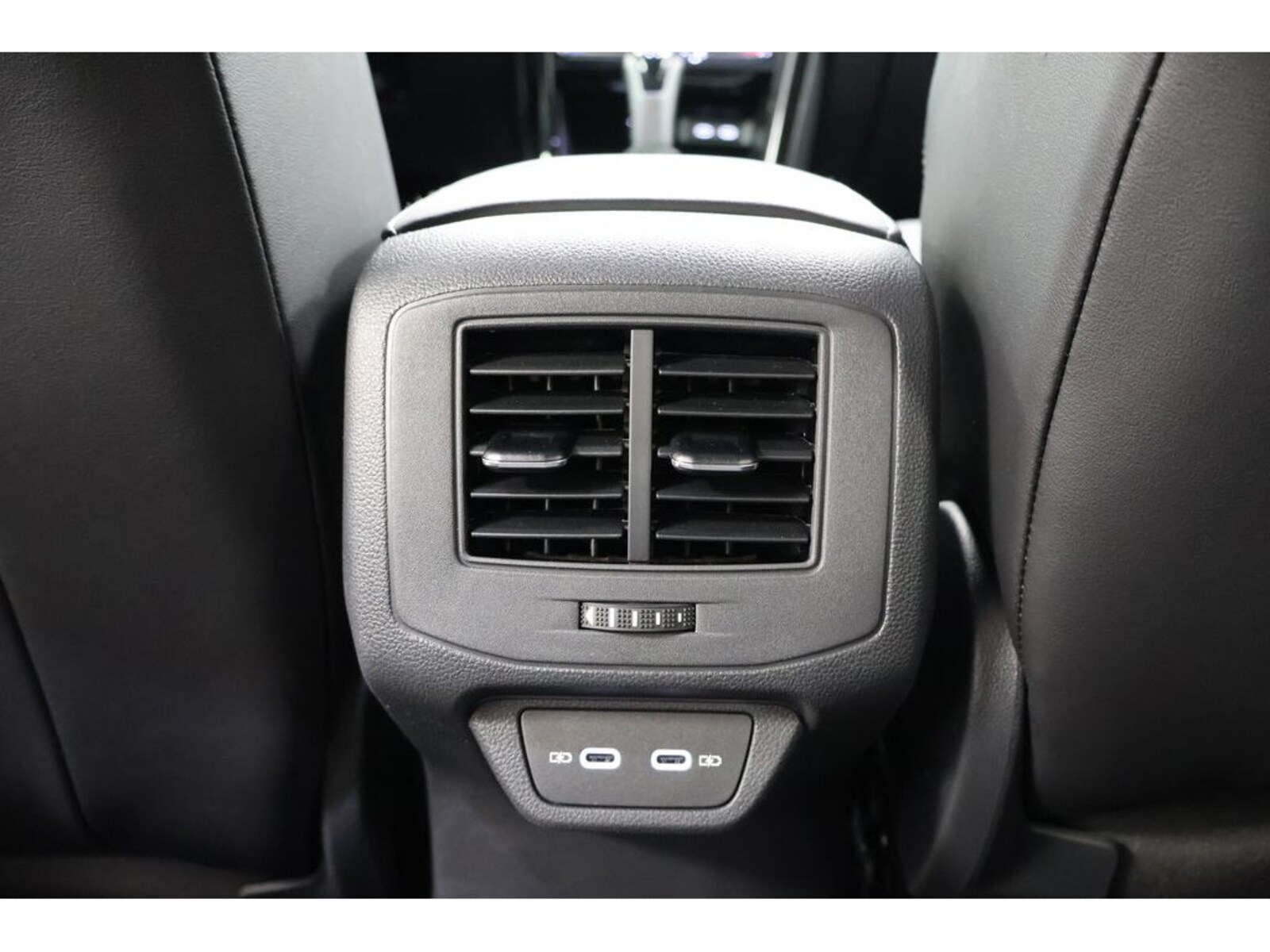 Volkswagen T-Roc – Bild 16