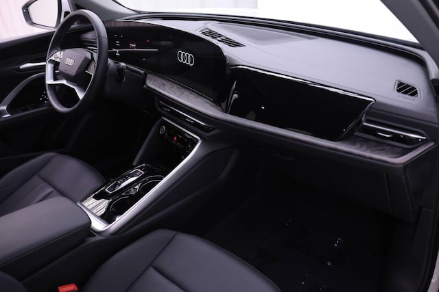 2025 Audi Q5 Premium - Photo 23