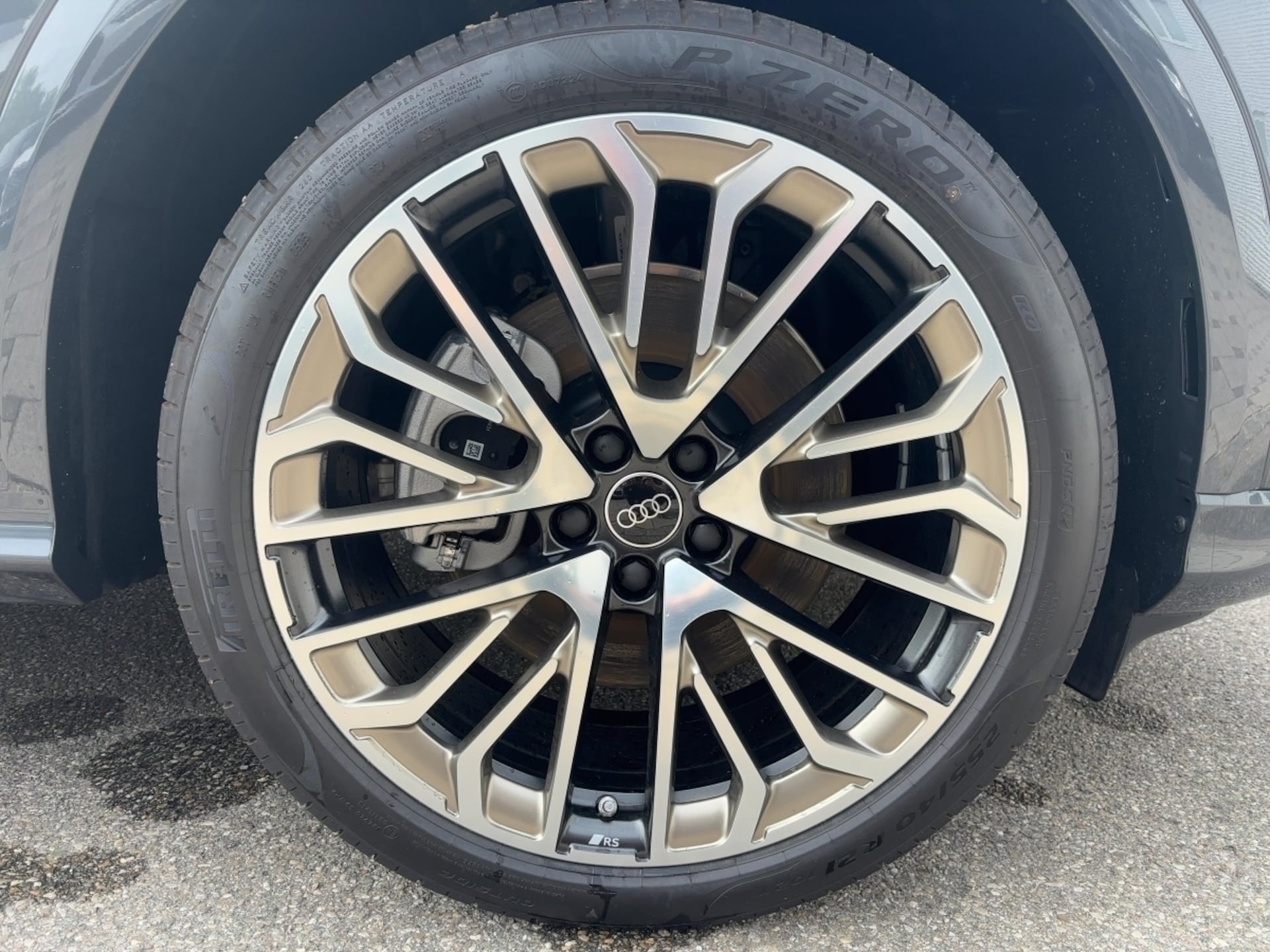 Audi Q5 Sportback edition one