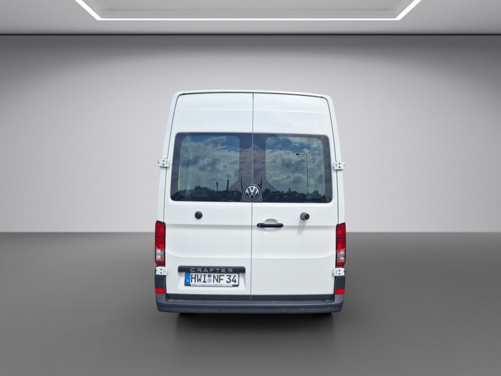 Volkswagen Crafter Kasten mittlerer Radstand – Bild 4