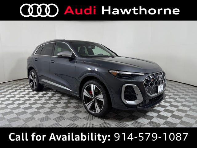 2026 Audi SQ5 Premium Plus quattro's photo