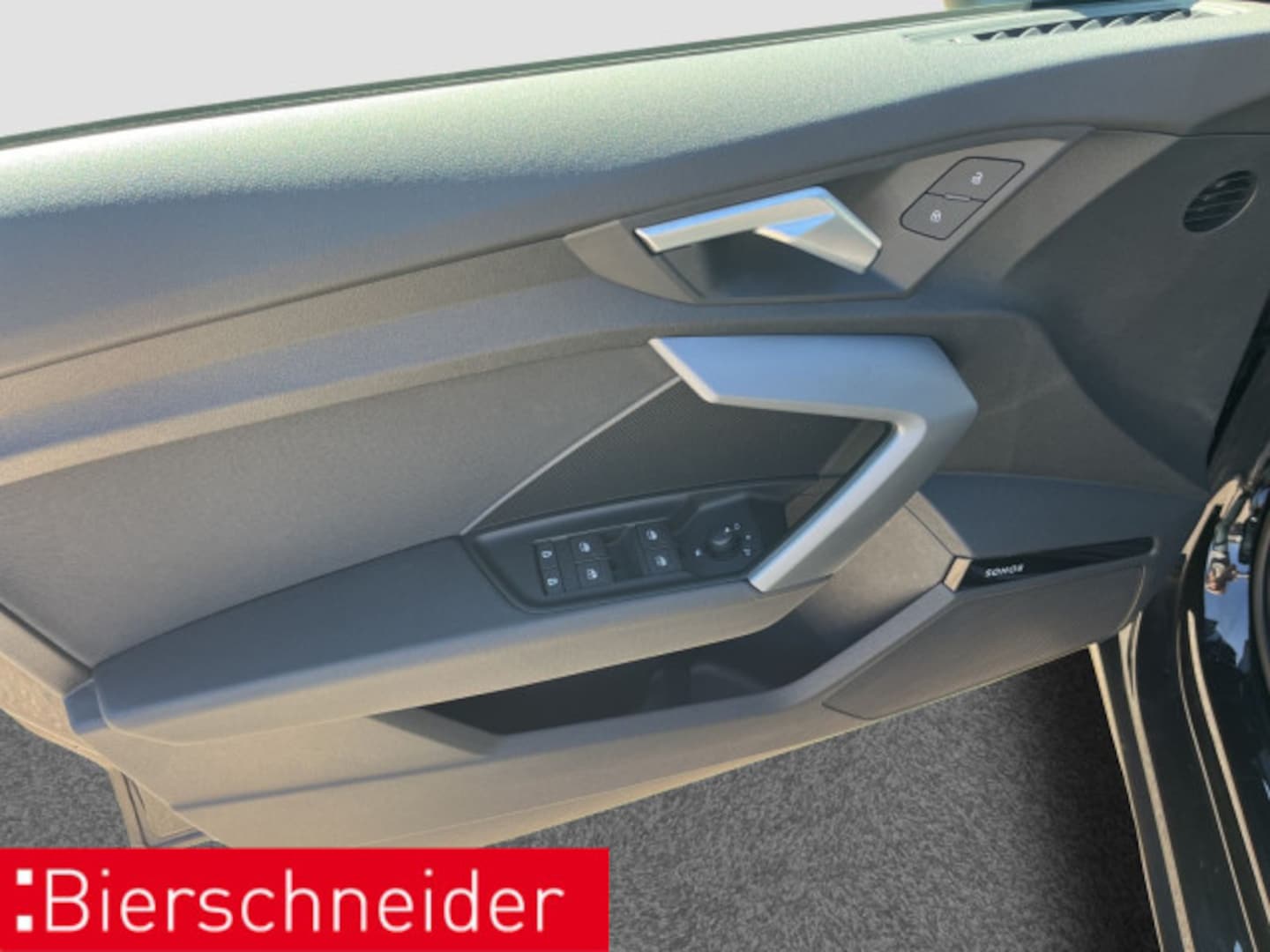 Bild über Audi A3 Sportback 30 TFSI S tronic - für weitere Informationen kontaktieren Sie den Audi Partner