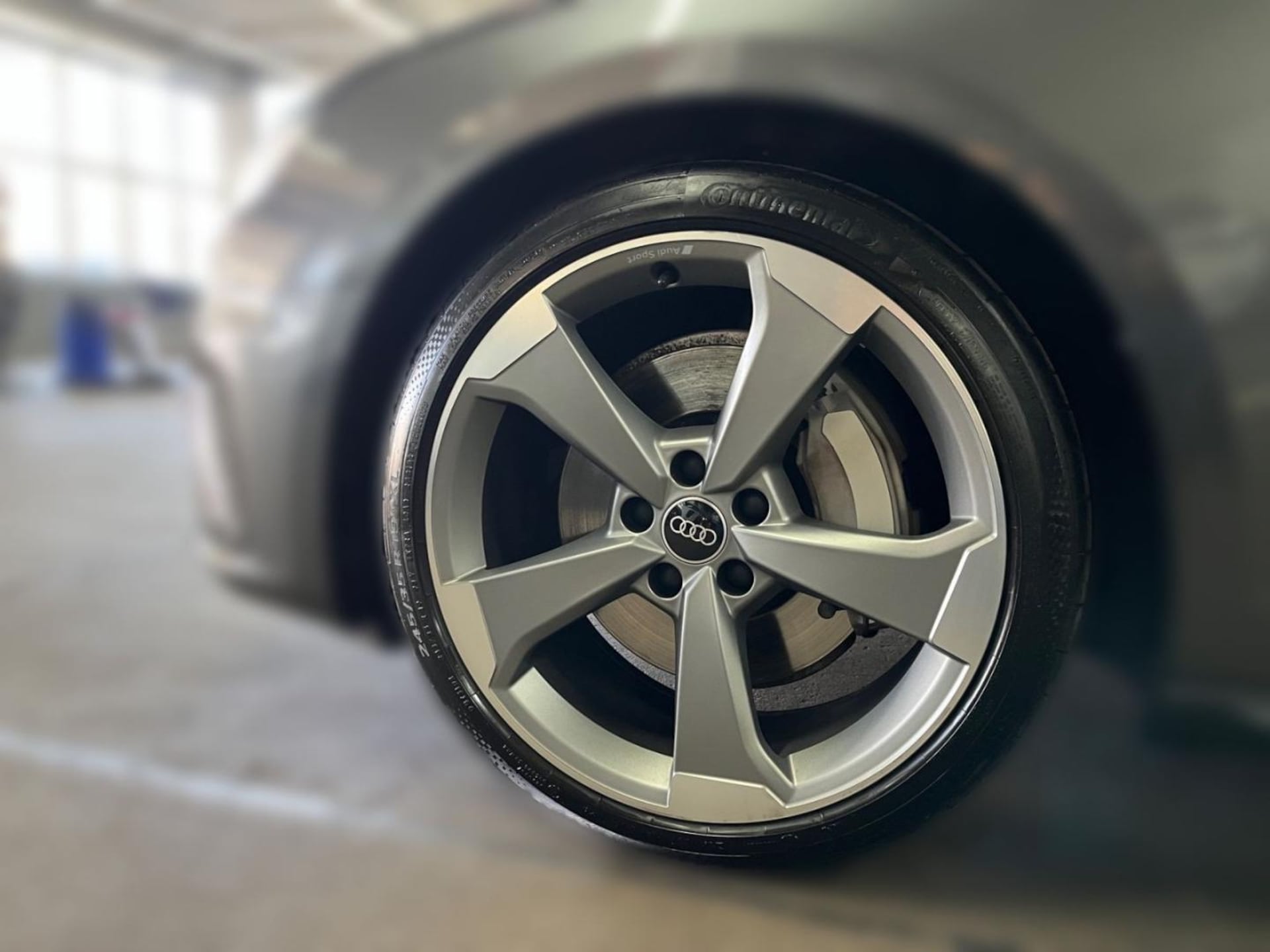 Audi A4 Avant S line