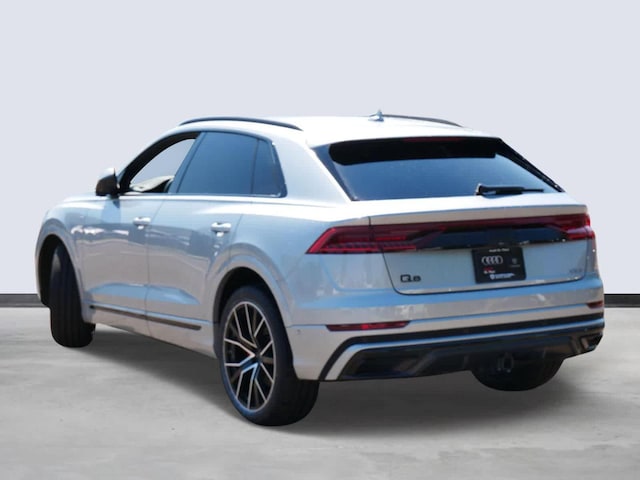 2023 Audi Q8