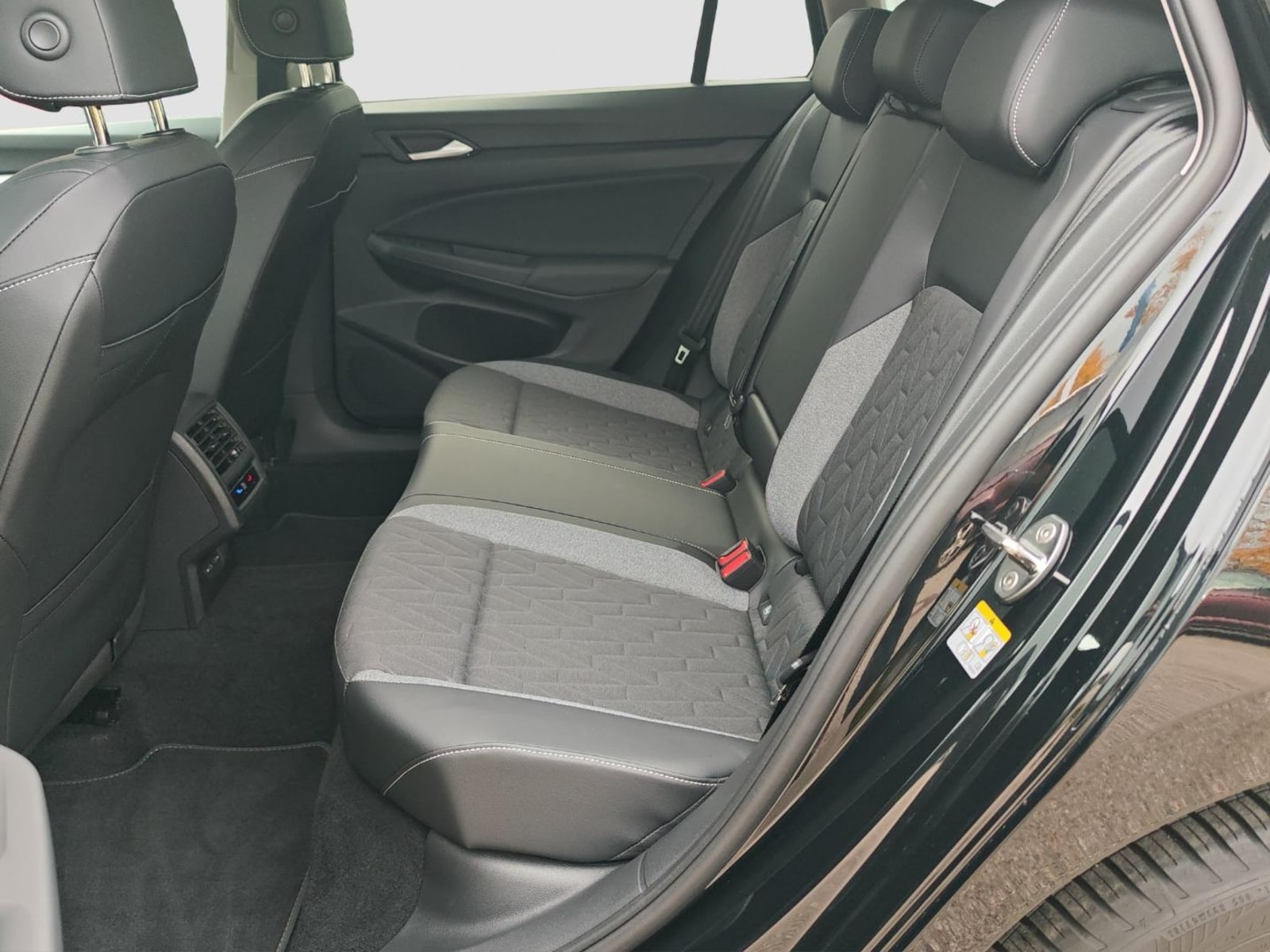Volkswagen Golf Variant – Bild 10