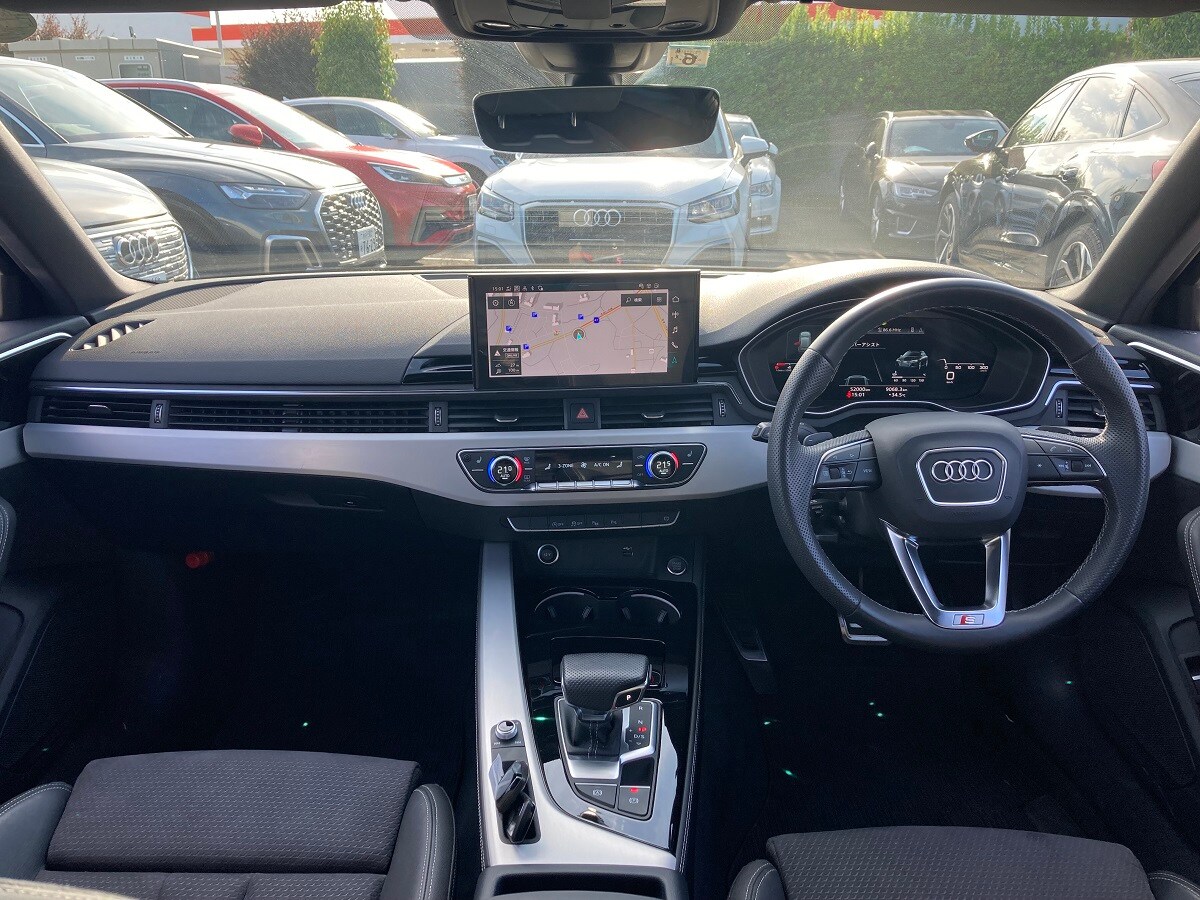 Image about Audi A4 Avant 35 TDI S line