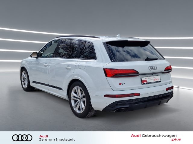 Image about Audi Q7 SUV TFSI e S line 55 TFSI e quattro tiptronic
