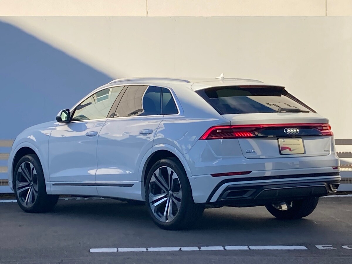 Image about Audi Q8 55 TFSI quattro debut package S line
