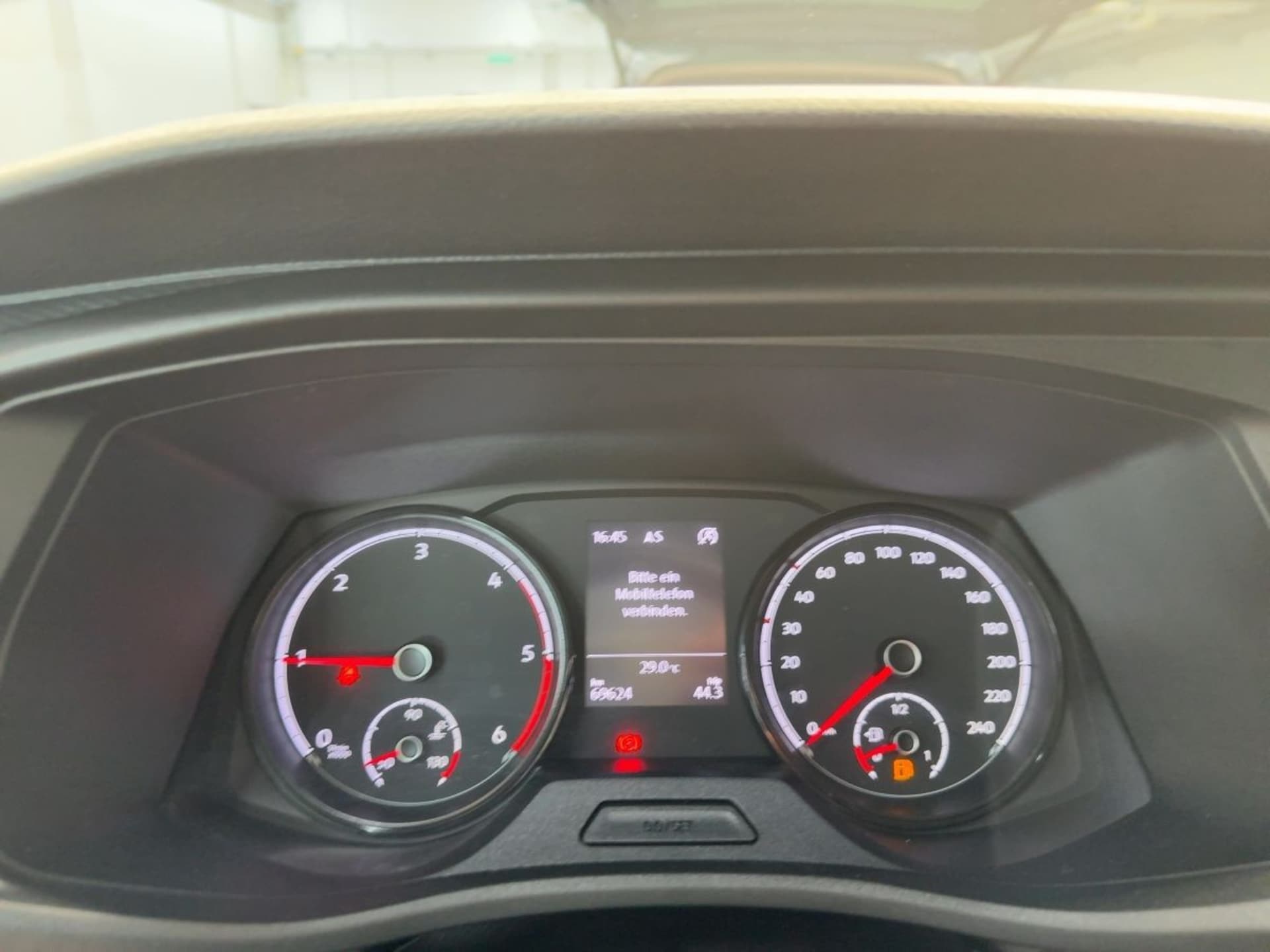 Volkswagen T6.1 Transporter Kombi langer Radstand